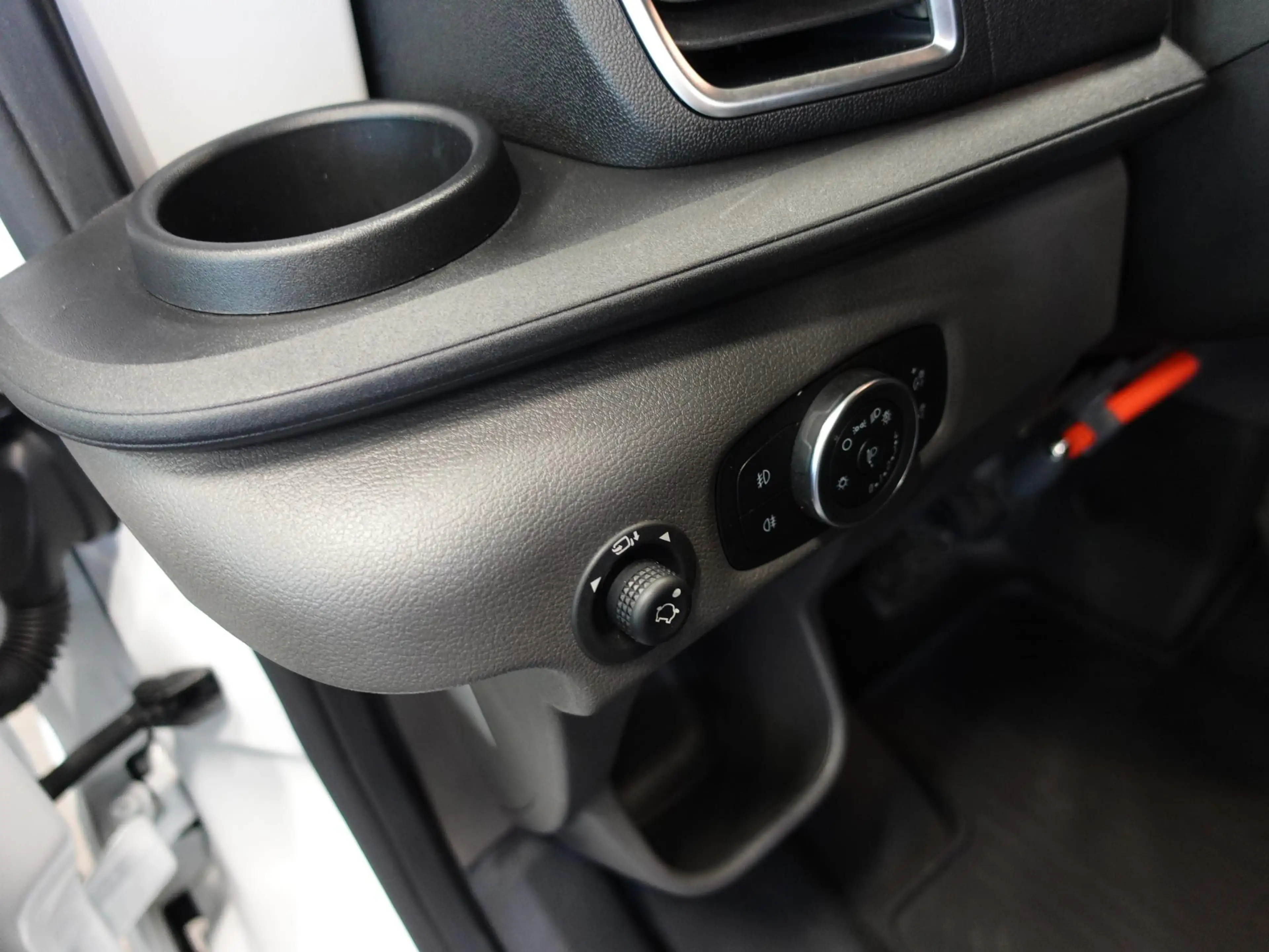 Ford Transit 310 2.0 TDCI L2H2 Trend Automaat Airco Navigatie B — photo 12