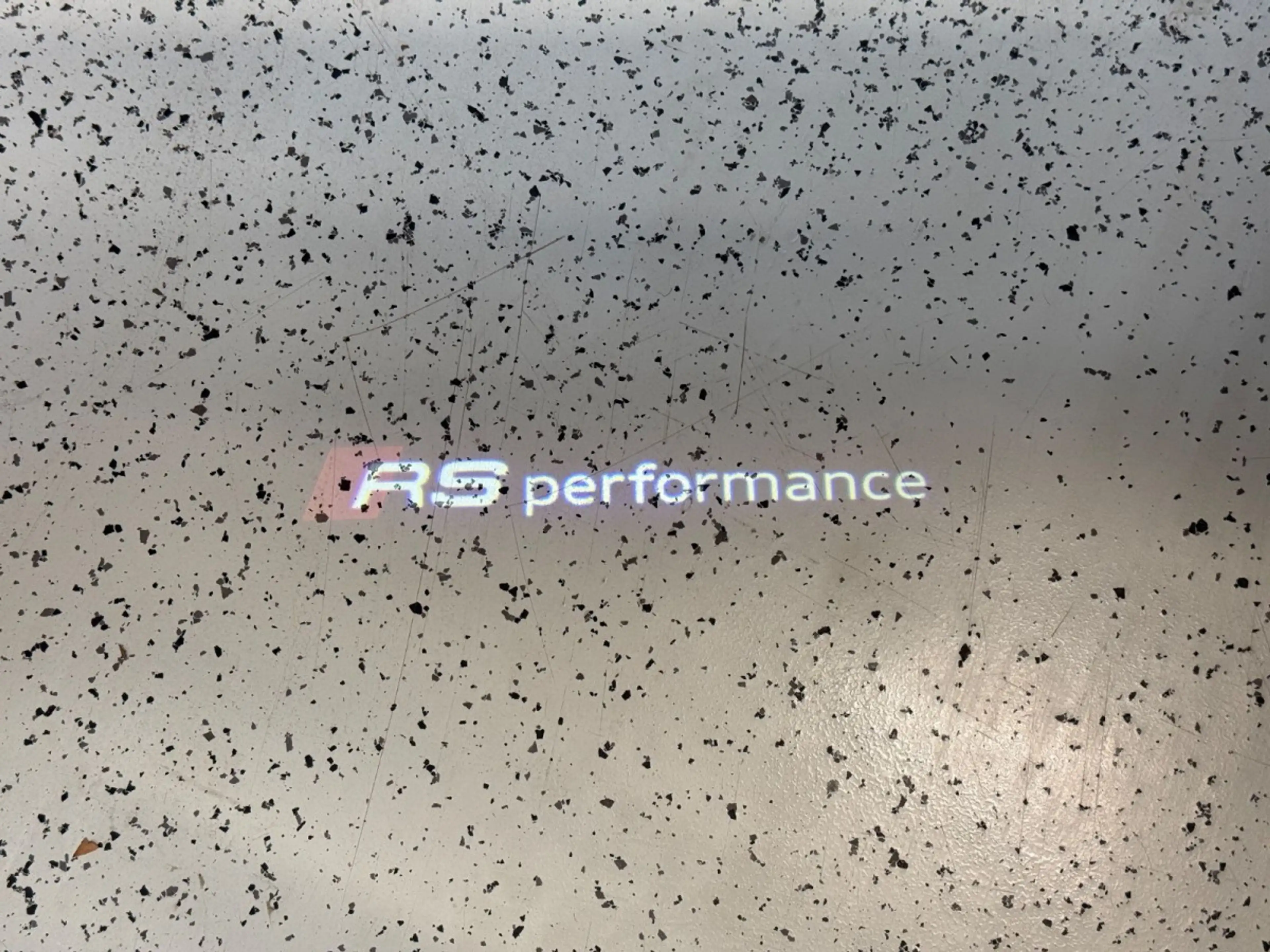 Audi RS6 -R RS6 PERFORMANCE*HUD*AHK*MATRIX*PANO*630PS — photo 12