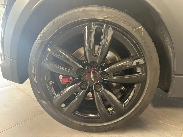 Mini Cooper view 3