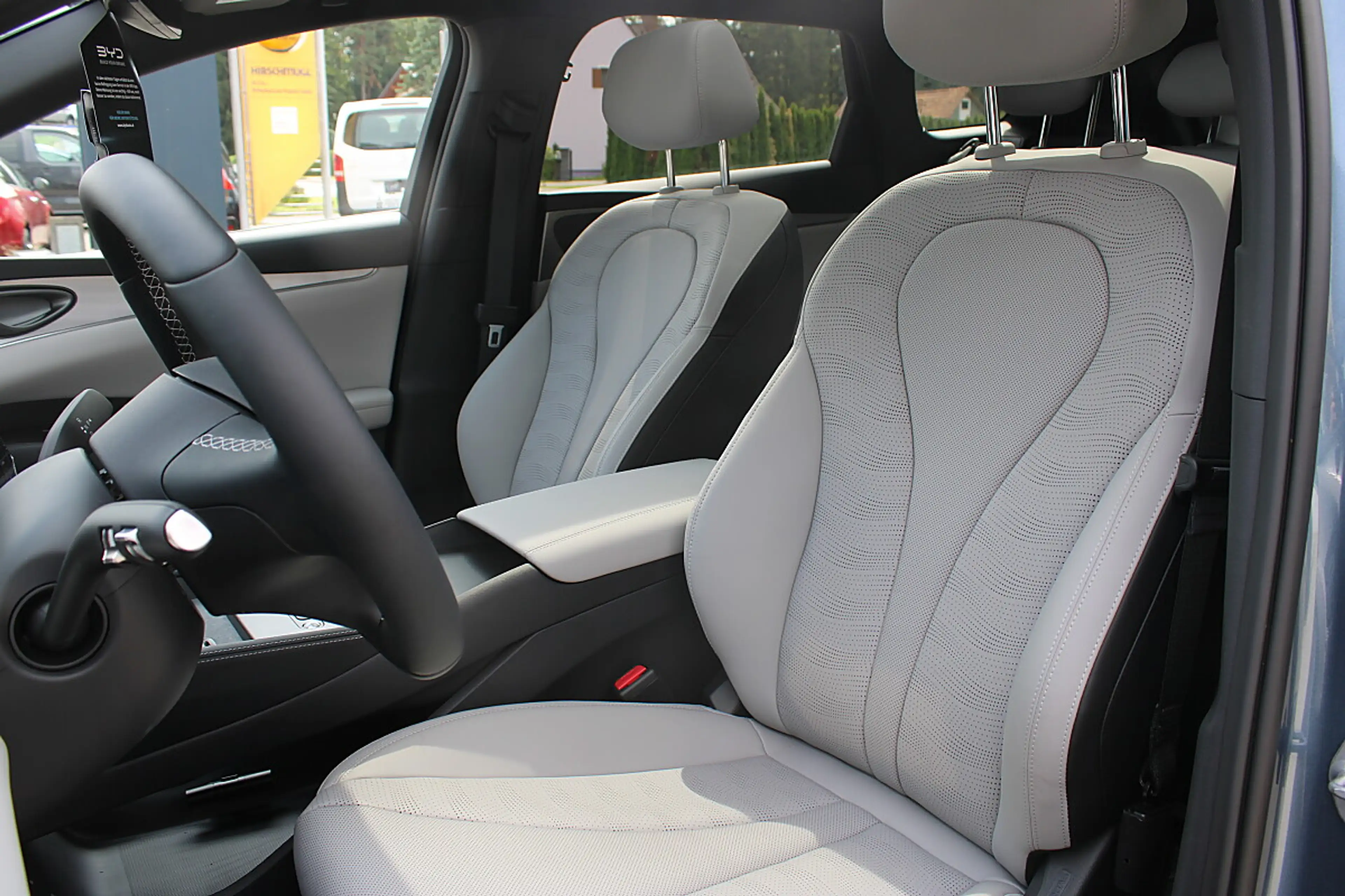 BYD Seal 6 DM-i Touring PHEV 19kWh Comfort Österreich Paket — photo 11