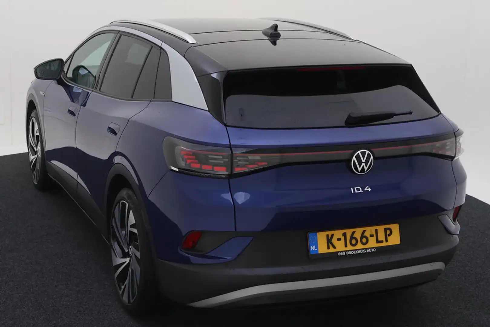 Volkswagen ID.4 First Max 77 kWh / PANO/ CAMERA/ PARK. SENSOREN/ I Bleu - 2