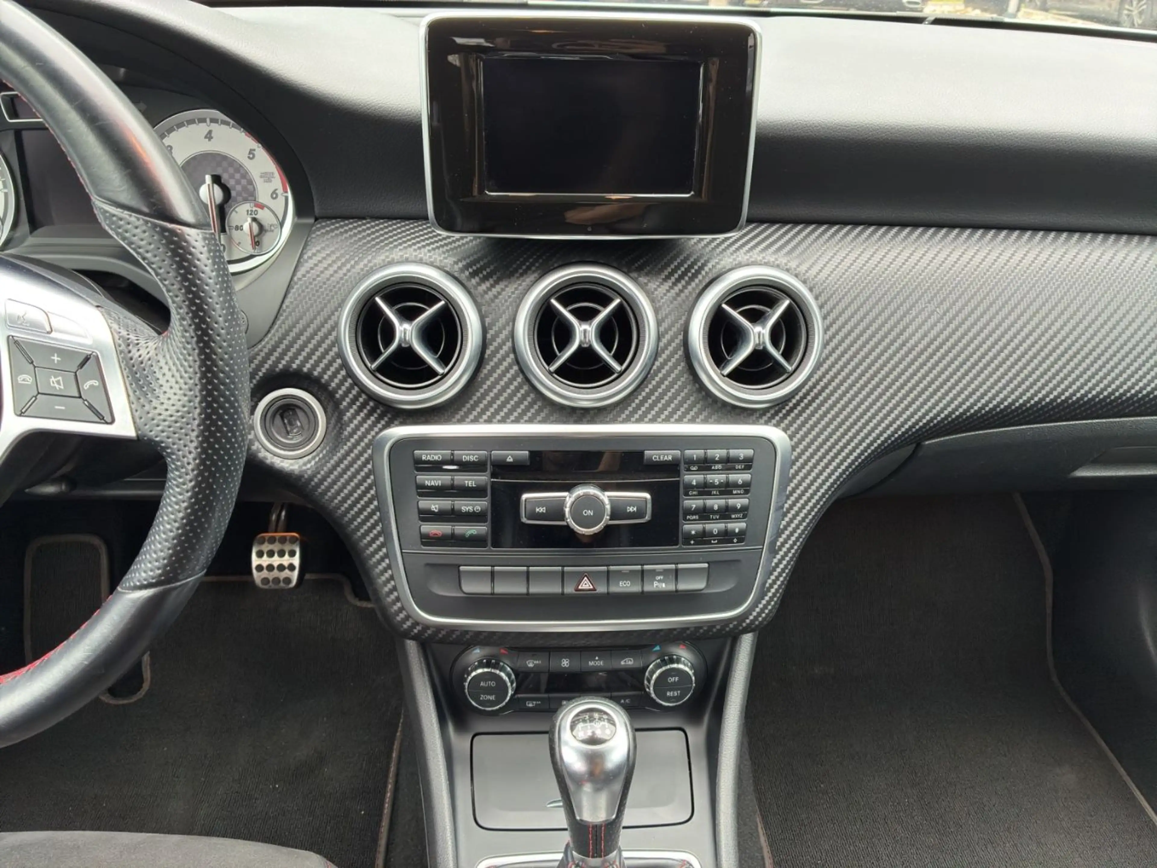 Mercedes-Benz A 180 d AMG Line AMG Sportpaket Xenon Klima — photo 9