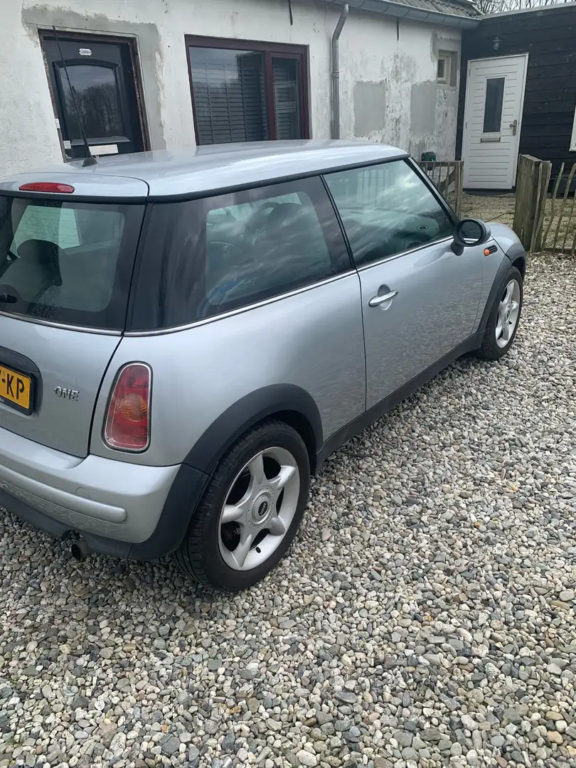 MINI Cooper 1.6 One Grijs - 2