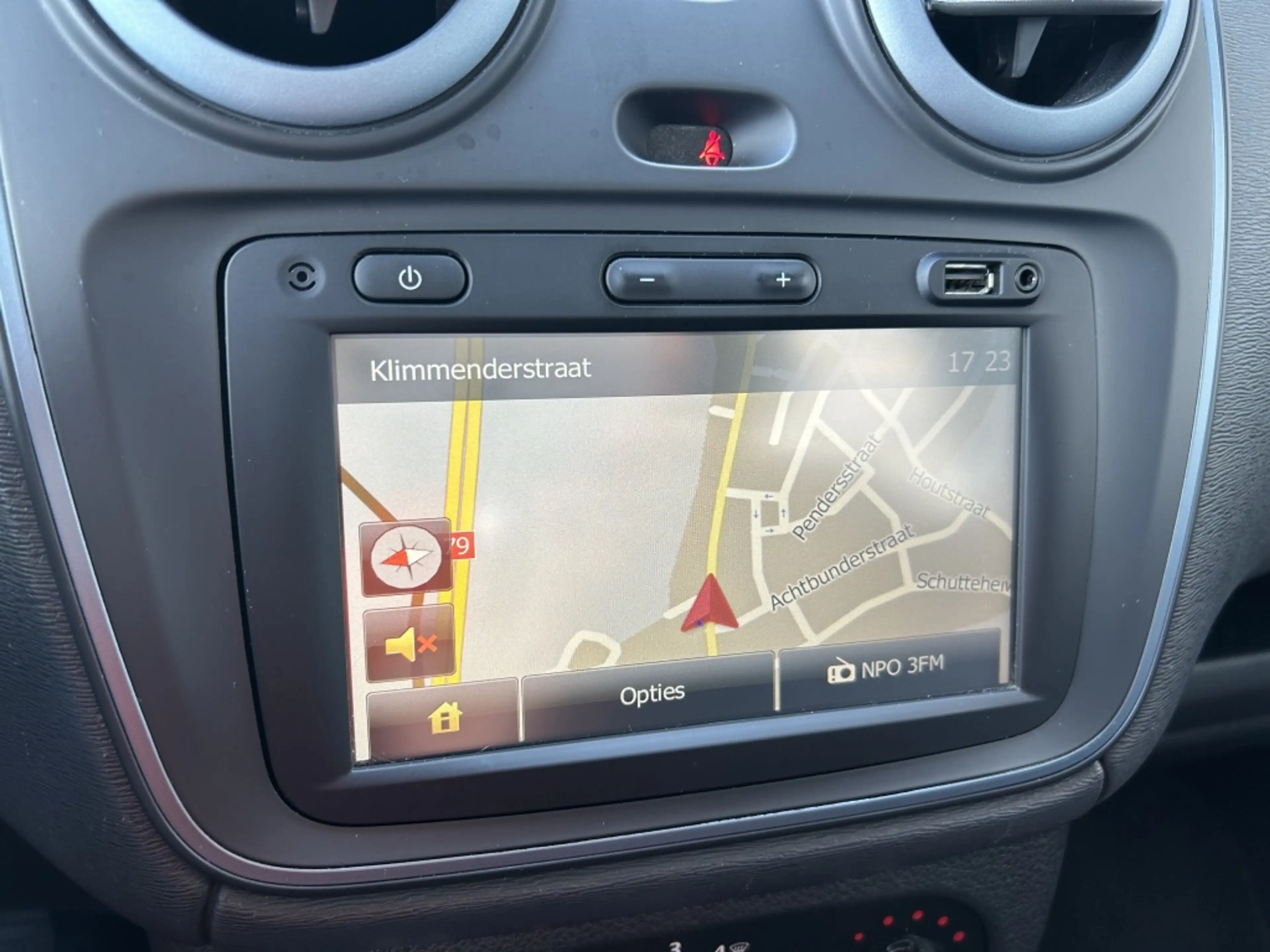 Dacia Lodgy 1.2 Tce 115PK 5p Lauréate — photo 25