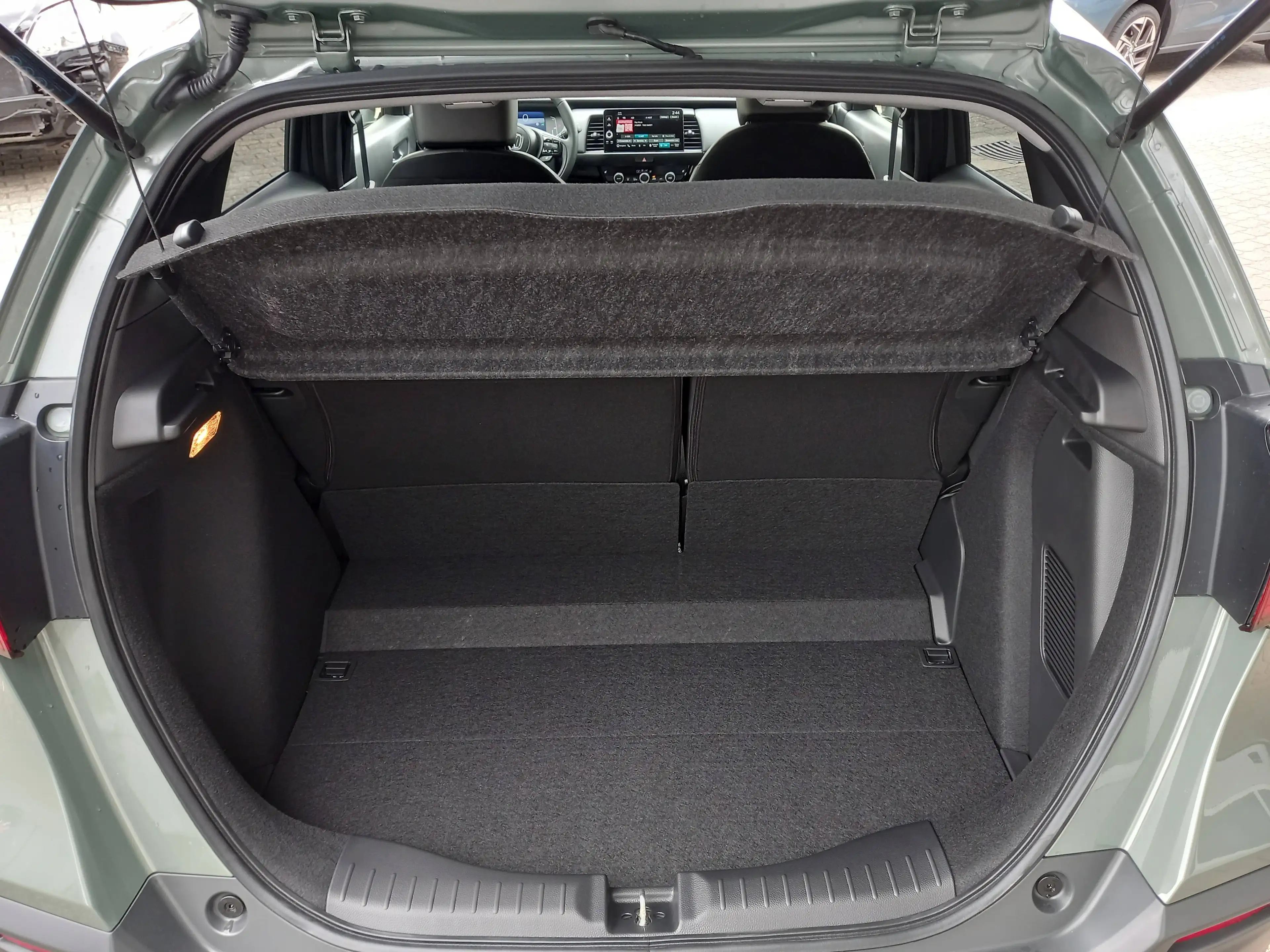 Honda Jazz 1.5 i-MMD Hybrid Crosstar Advance — photo 10