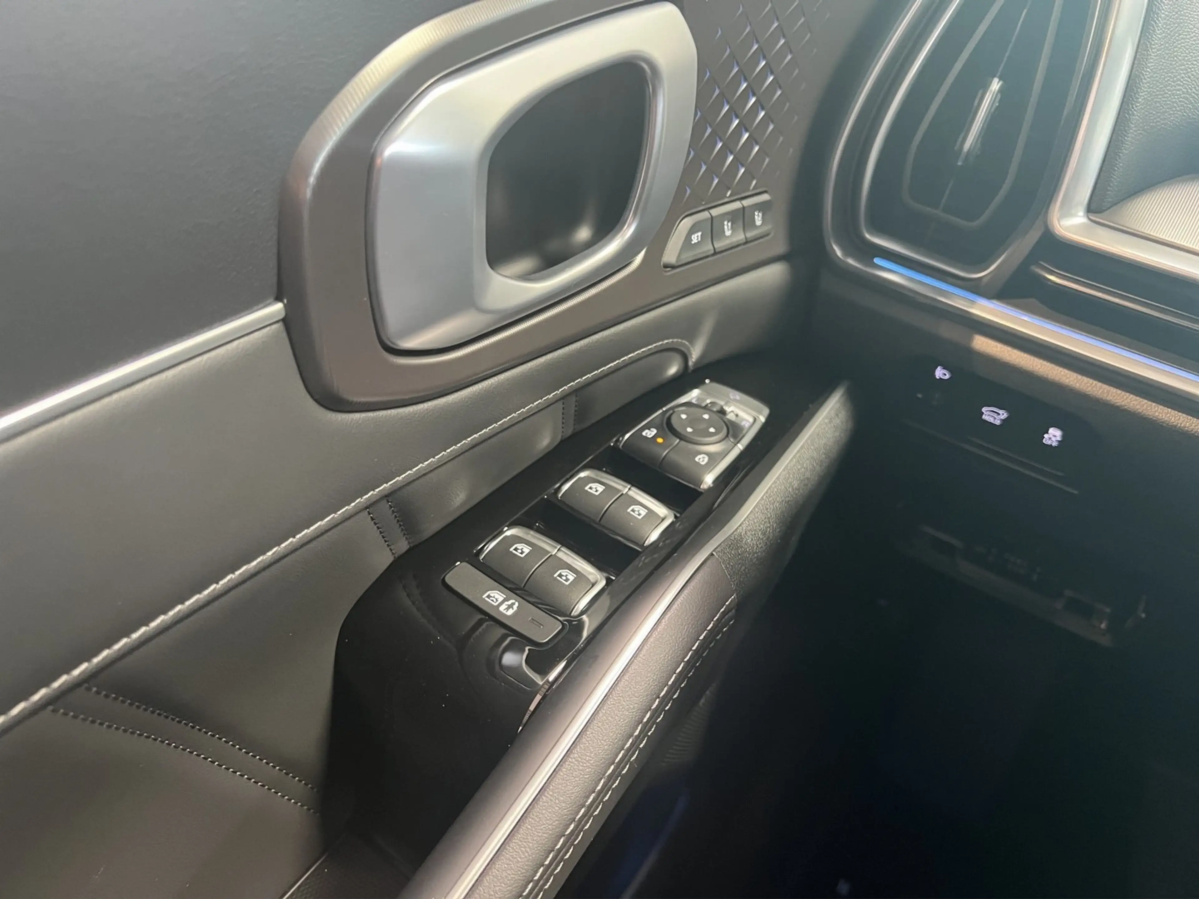 Kia Sorento 2.2 CRDi Platinum AWD DCT Nappa 6S GD — photo 14