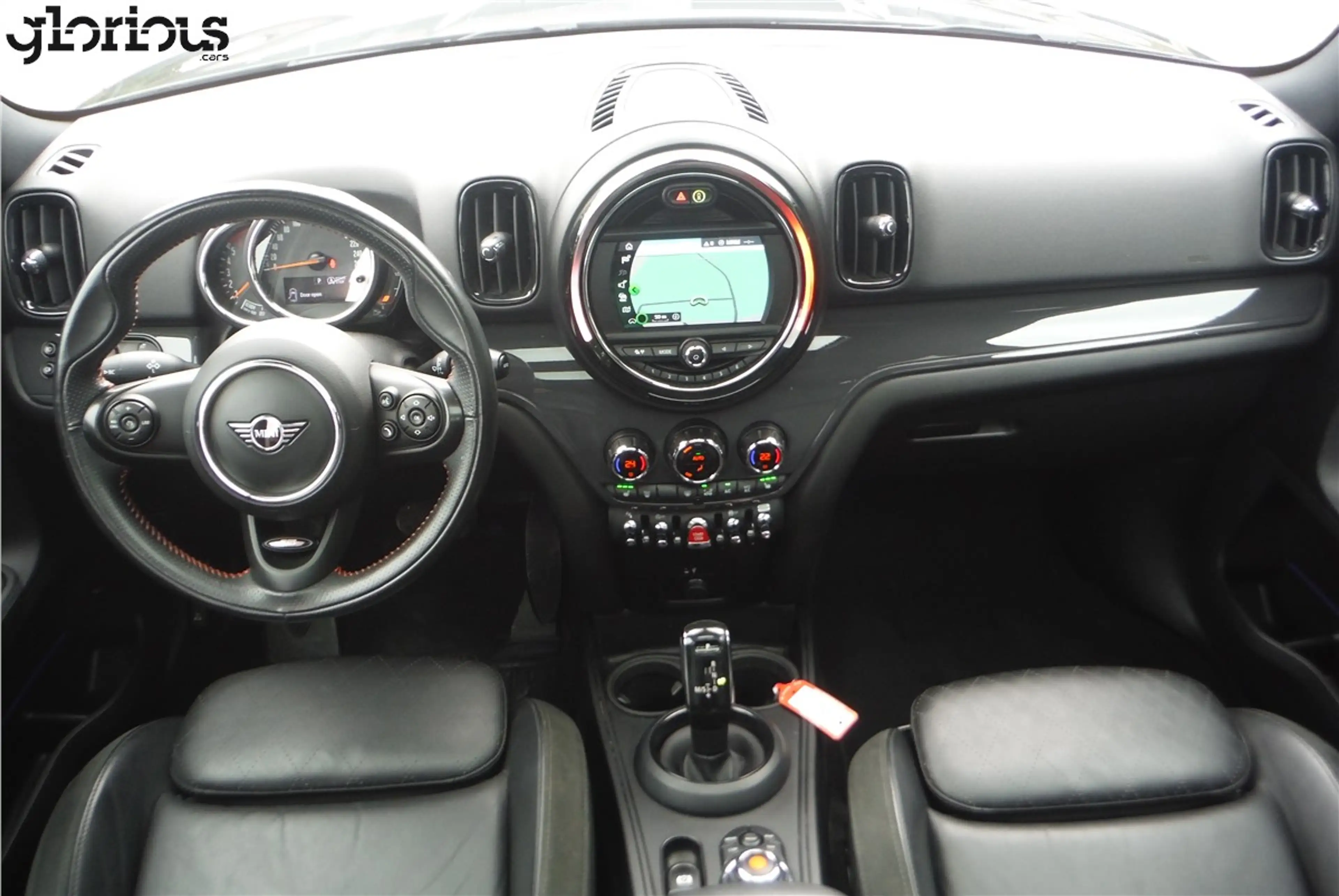 MINI Cooper D Countryman 2.0 dA Chili II F60 — photo 6