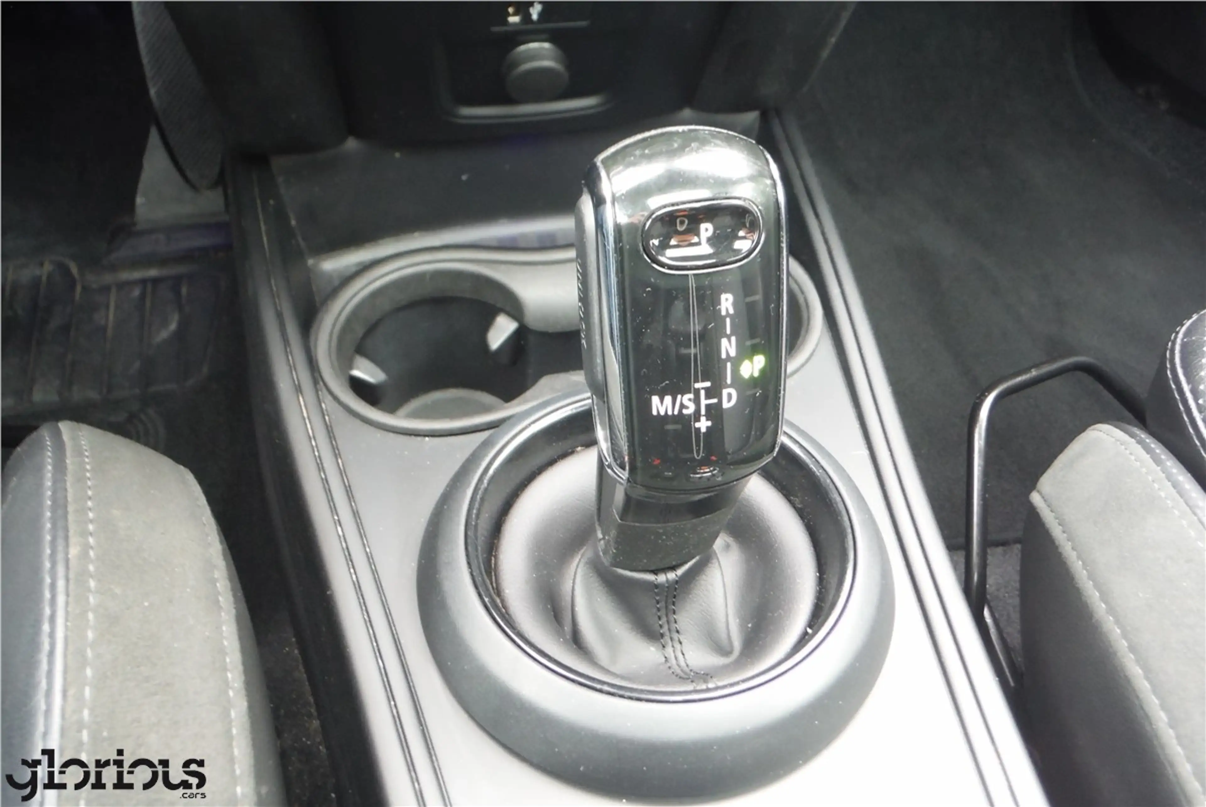 MINI Cooper D Countryman 2.0 dA Chili II F60 — photo 12