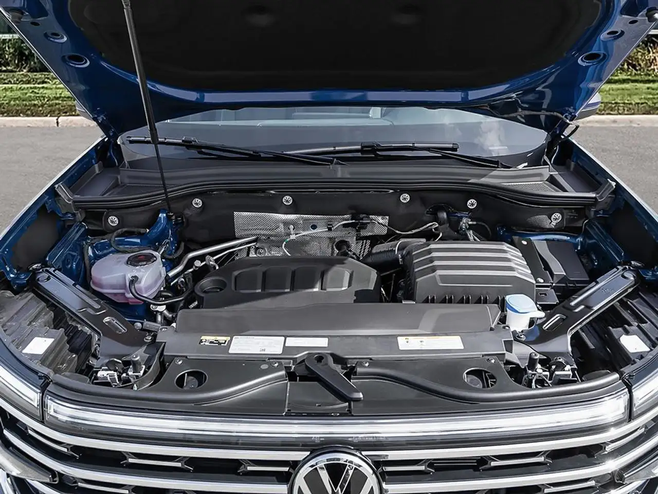 Volkswagen Atlas снимка Volkswagen Atlas