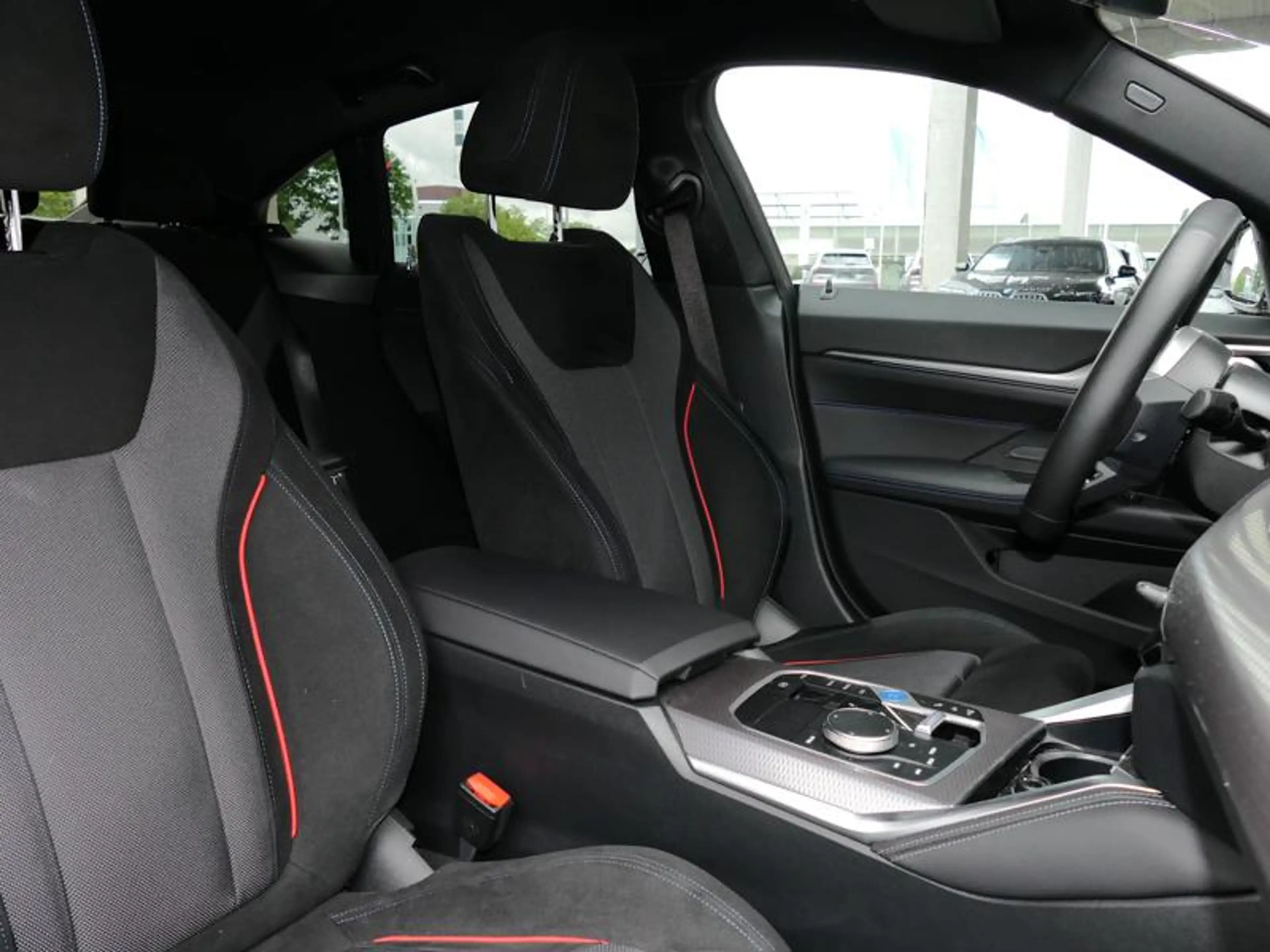 BMW i4 eDrive40 M Sport | 360° | HIFI | — photo 14