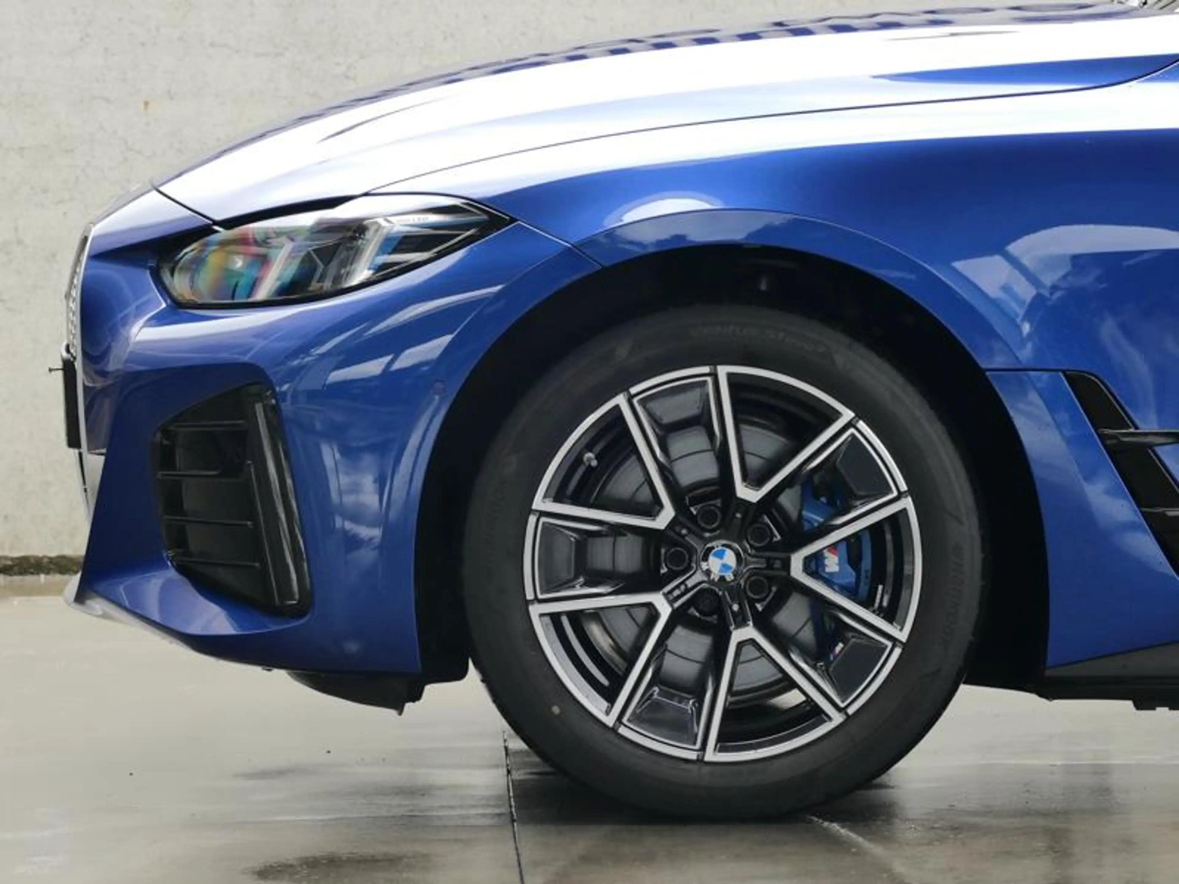 BMW i4 eDrive40 M Sport | 360° | HIFI | — photo 8