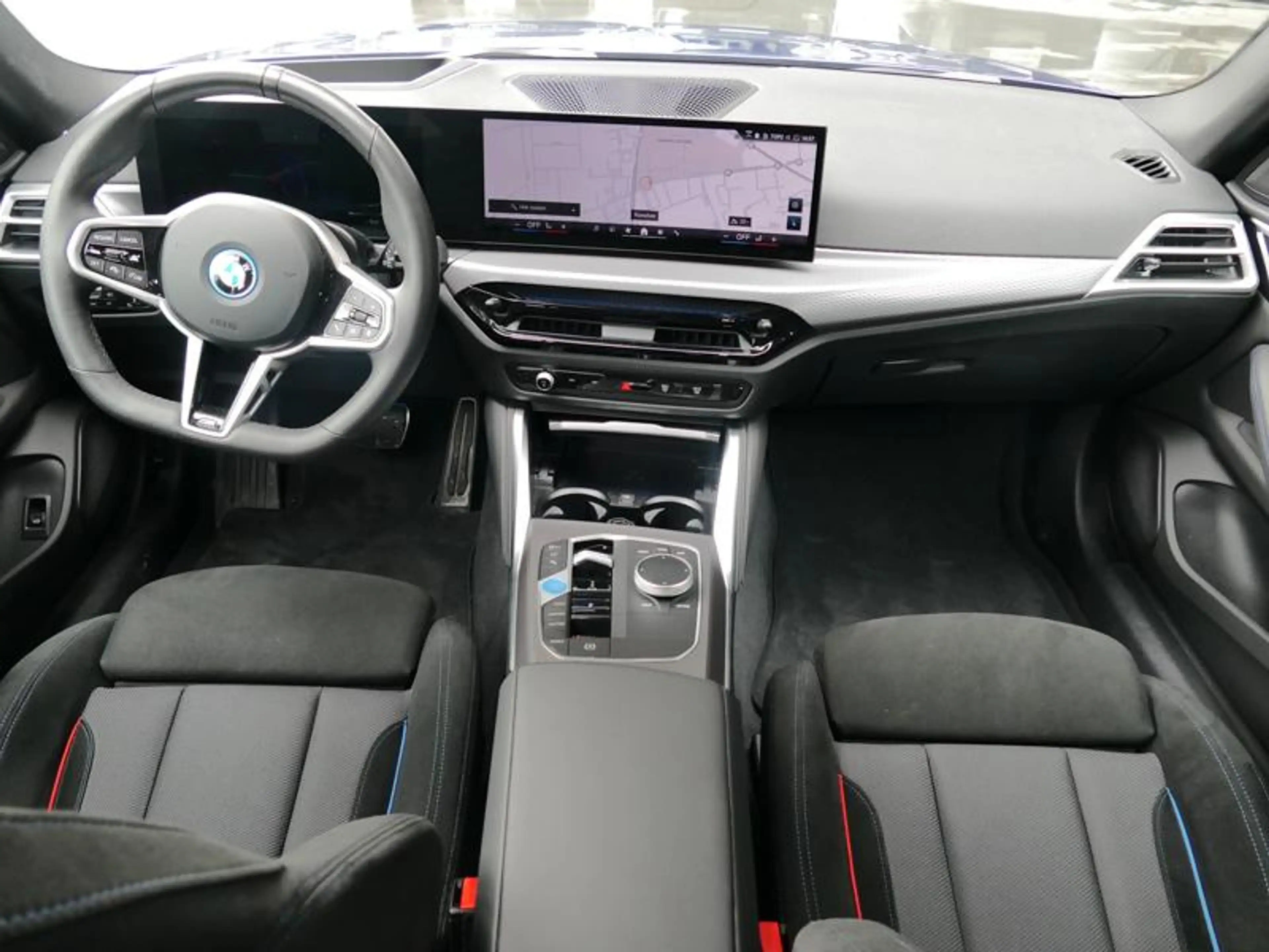 BMW i4 eDrive40 M Sport | 360° | HIFI | — photo 7