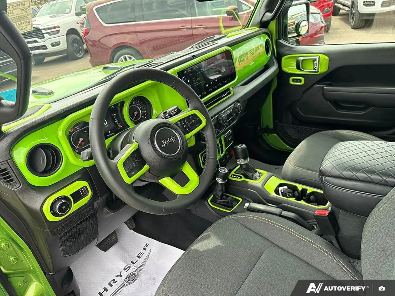 Jeep Wrangler снимка Jeep Wrangler