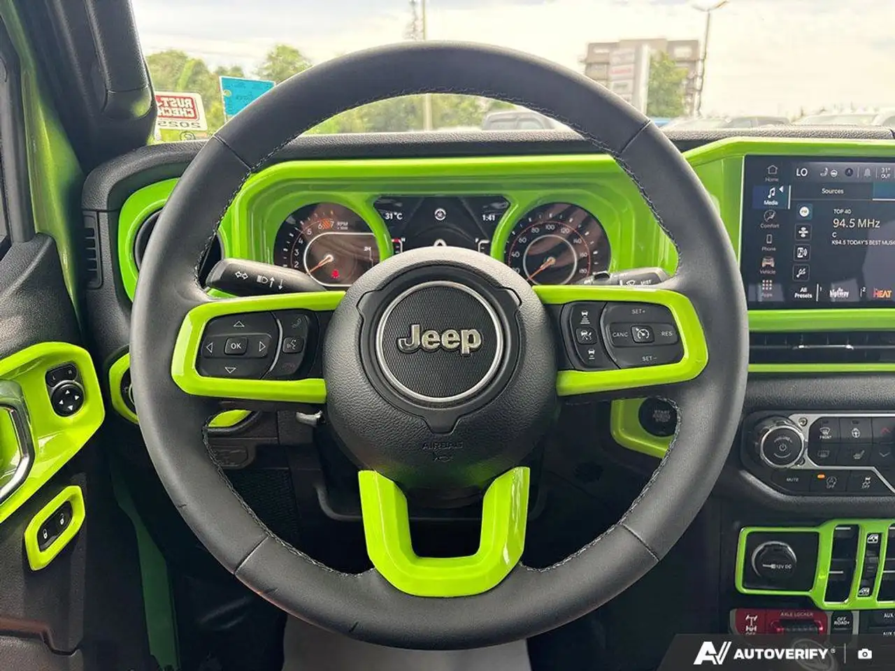 Jeep Wrangler снимка Jeep Wrangler