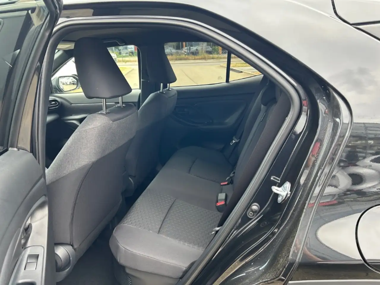 Toyota Yaris Cross 1,5l Teamplayer 4x2 Hybrid Safety + Winter 13