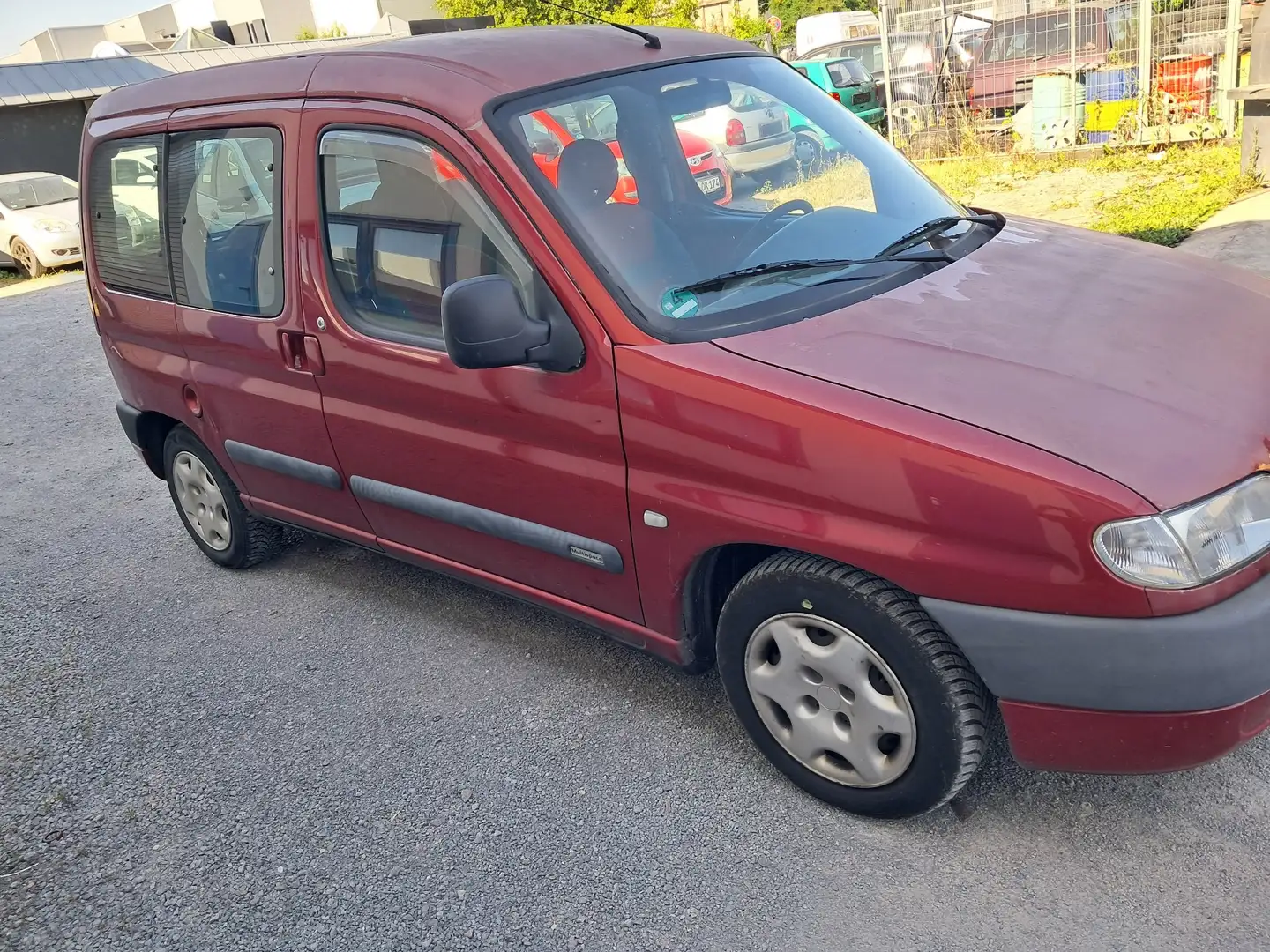 Citroen Berlingo 2.0 HDi Spacelight Rot - 1