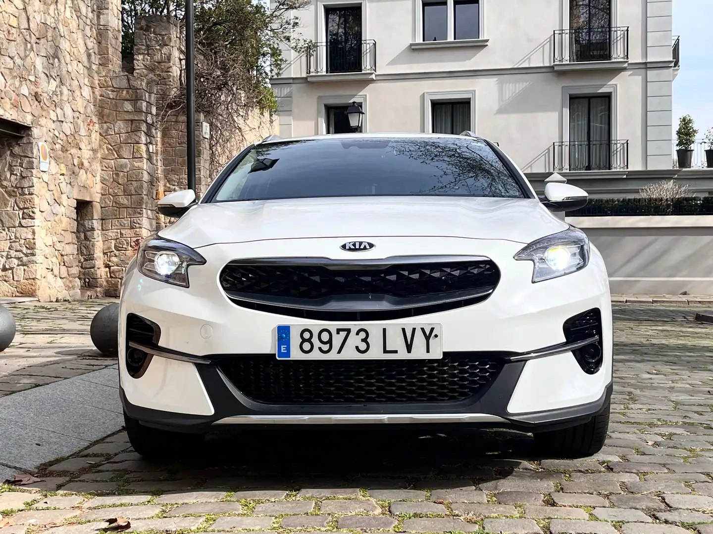 Kia XCeed 1.6 PHEV eMotion Aut. Blanco - 2