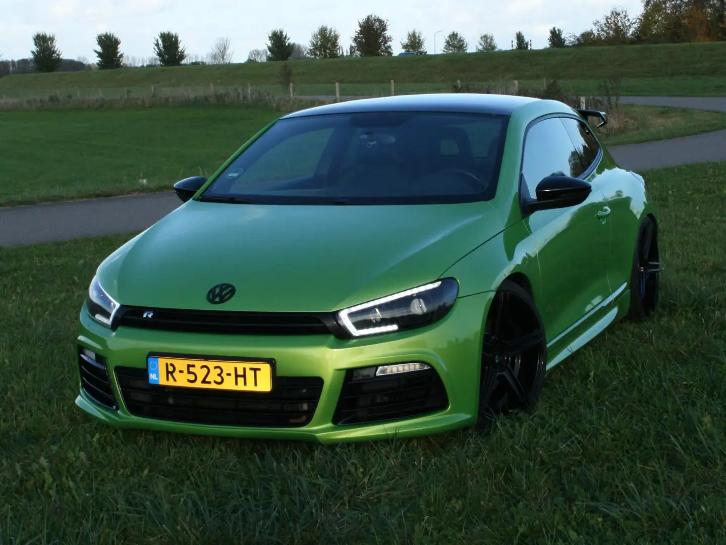 Volkswagen Scirocco Scirocco 2.0 TSI (R) Edition Groen - 1
