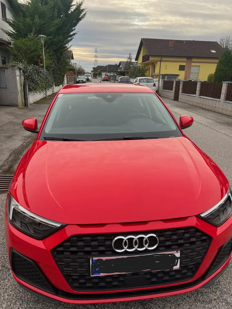 Audi A1 A1 SB 25 TFSI intense intense Rot - 1