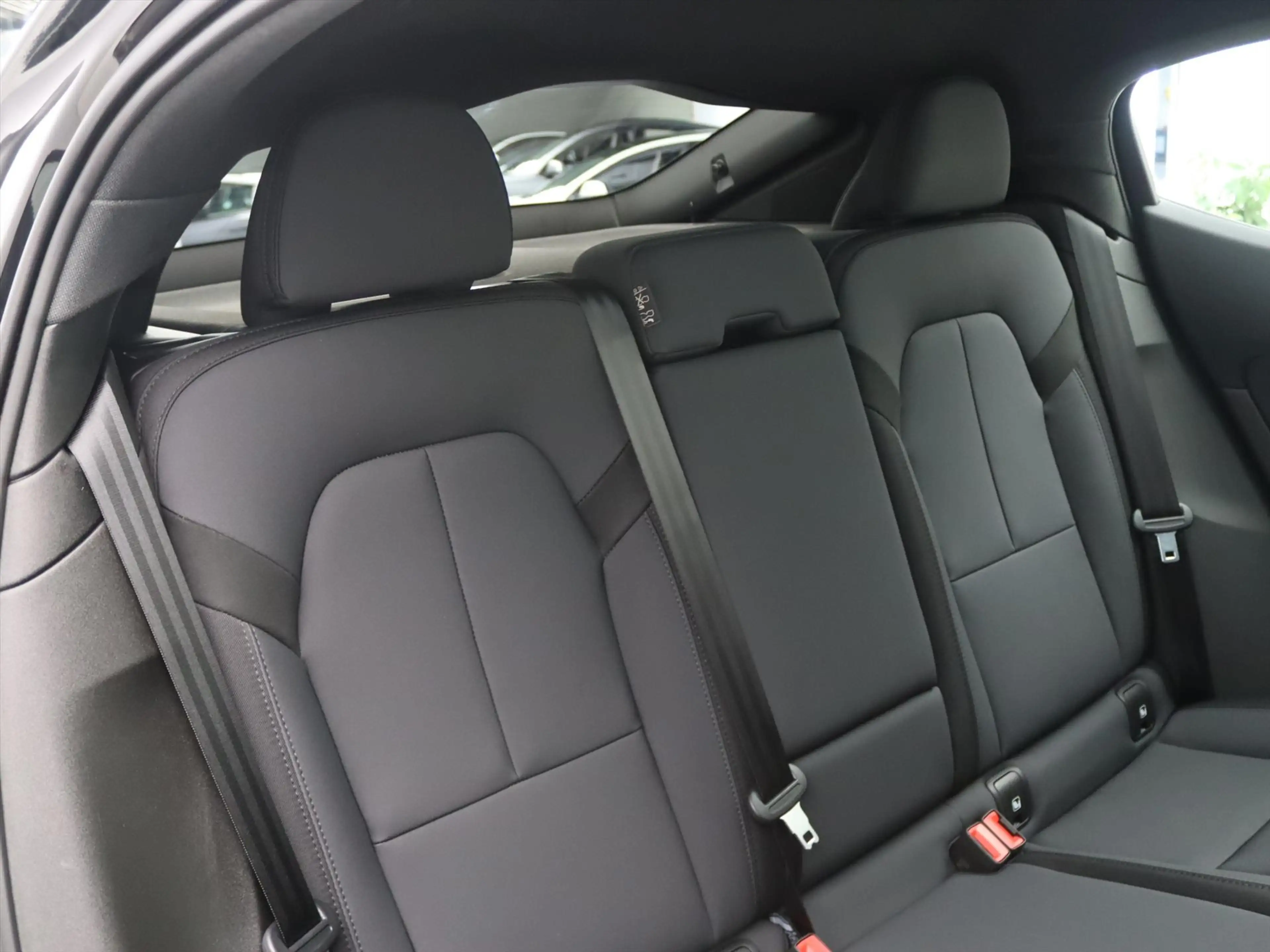 Polestar 2 Polestar 2 Long Range Dual Motor Launch Edition 93 — photo 14