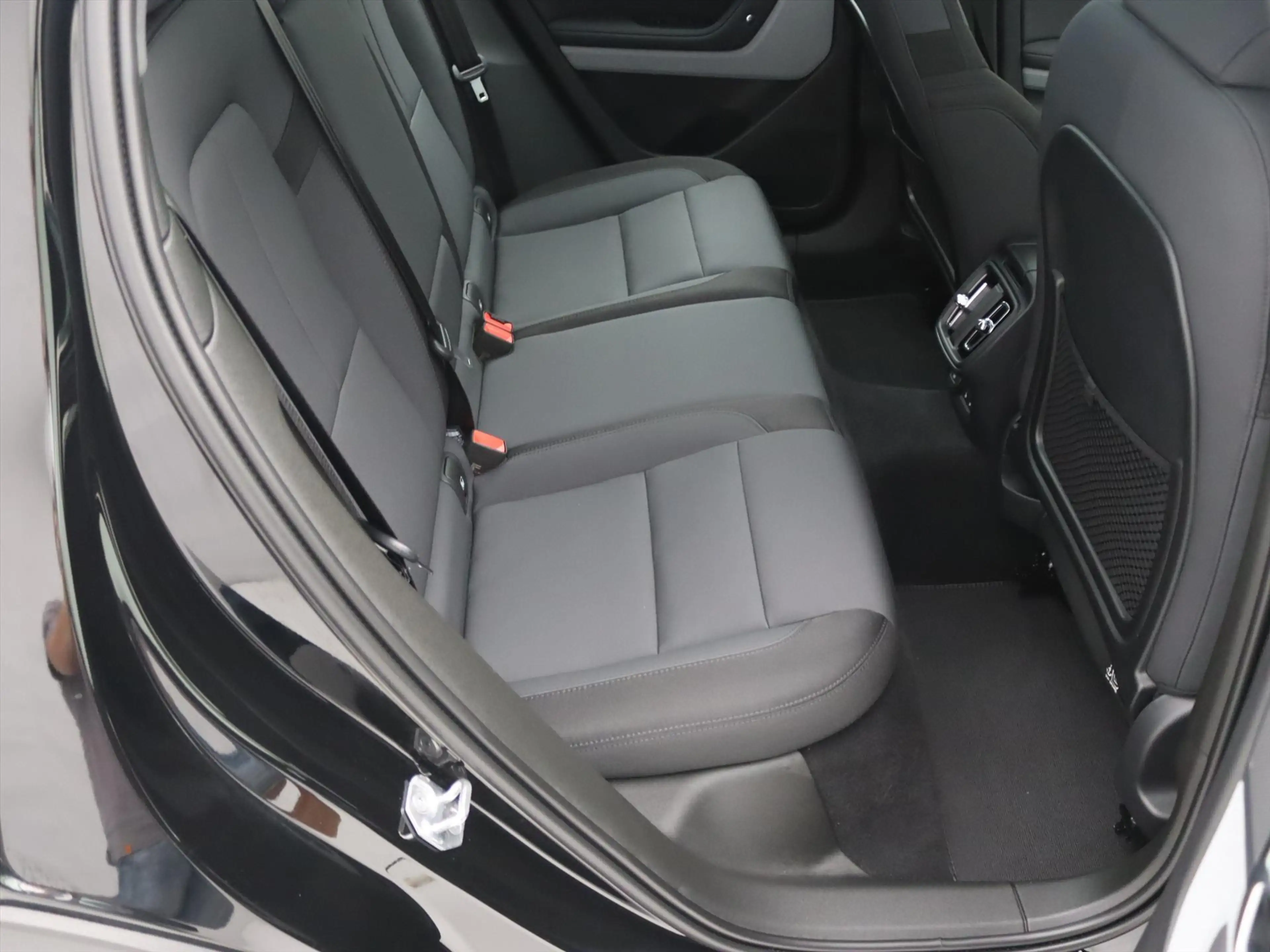 Polestar 2 Polestar 2 Long Range Dual Motor Launch Edition 93 — photo 13