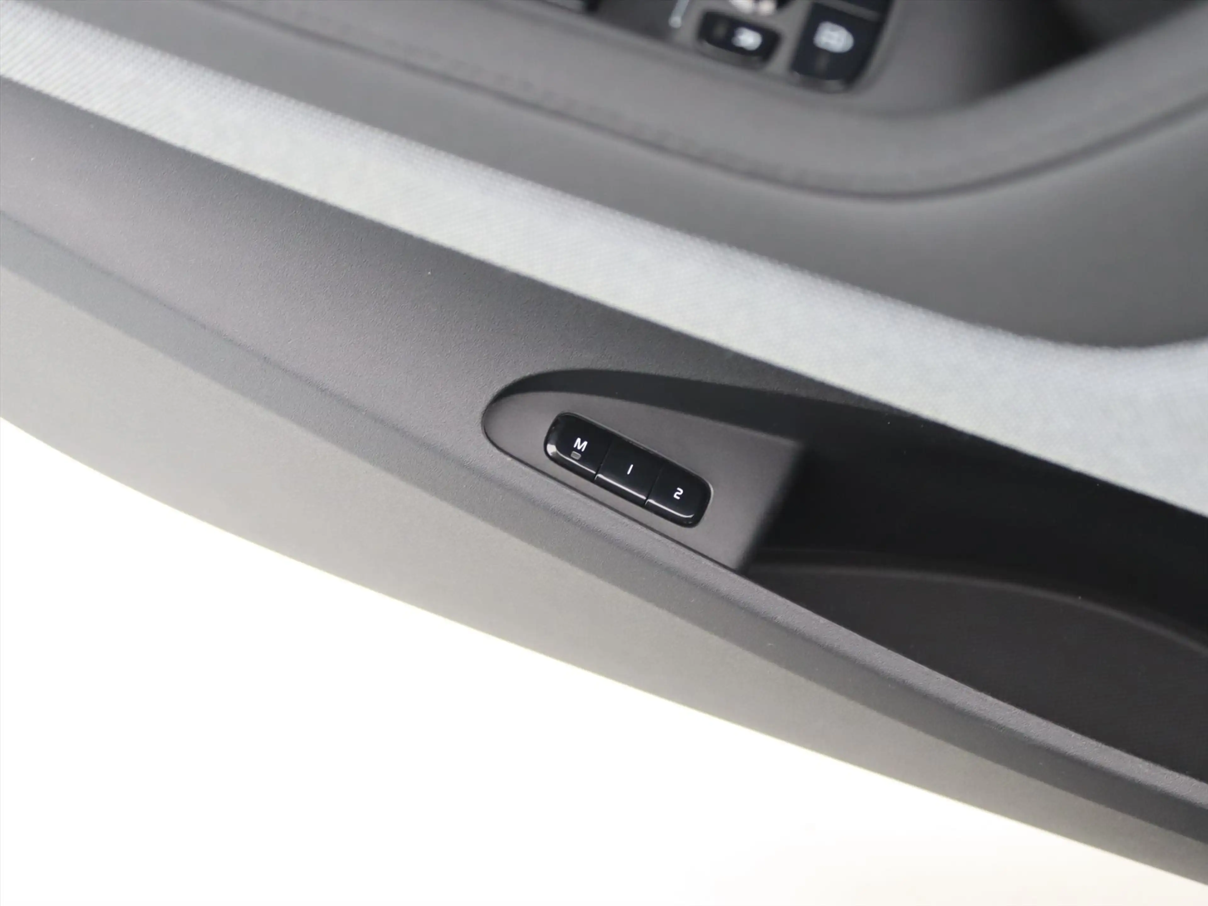 Polestar 2 Polestar 2 Long Range Dual Motor Launch Edition 93 — photo 35