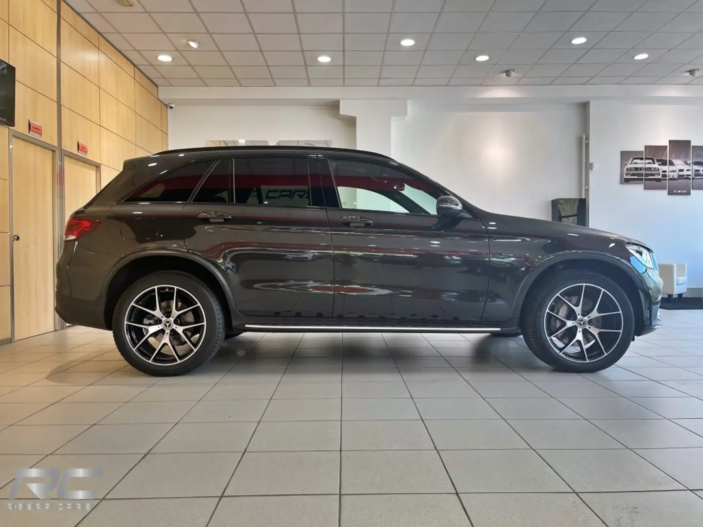 Mercedes-Benz GLC 300 300de 4Matic 9G-Tronic Gris - 2