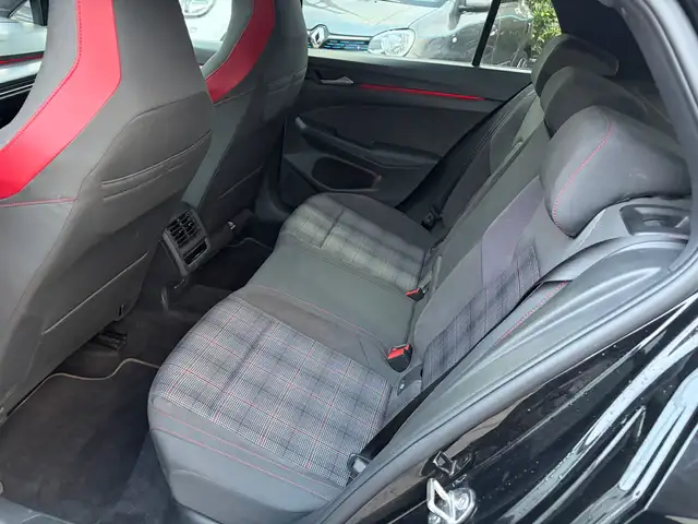 Volkswagen Golf view 11
