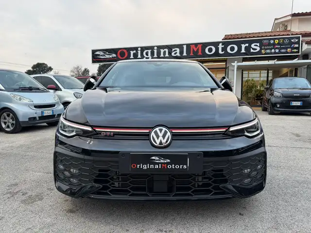 Volkswagen Golf view 5