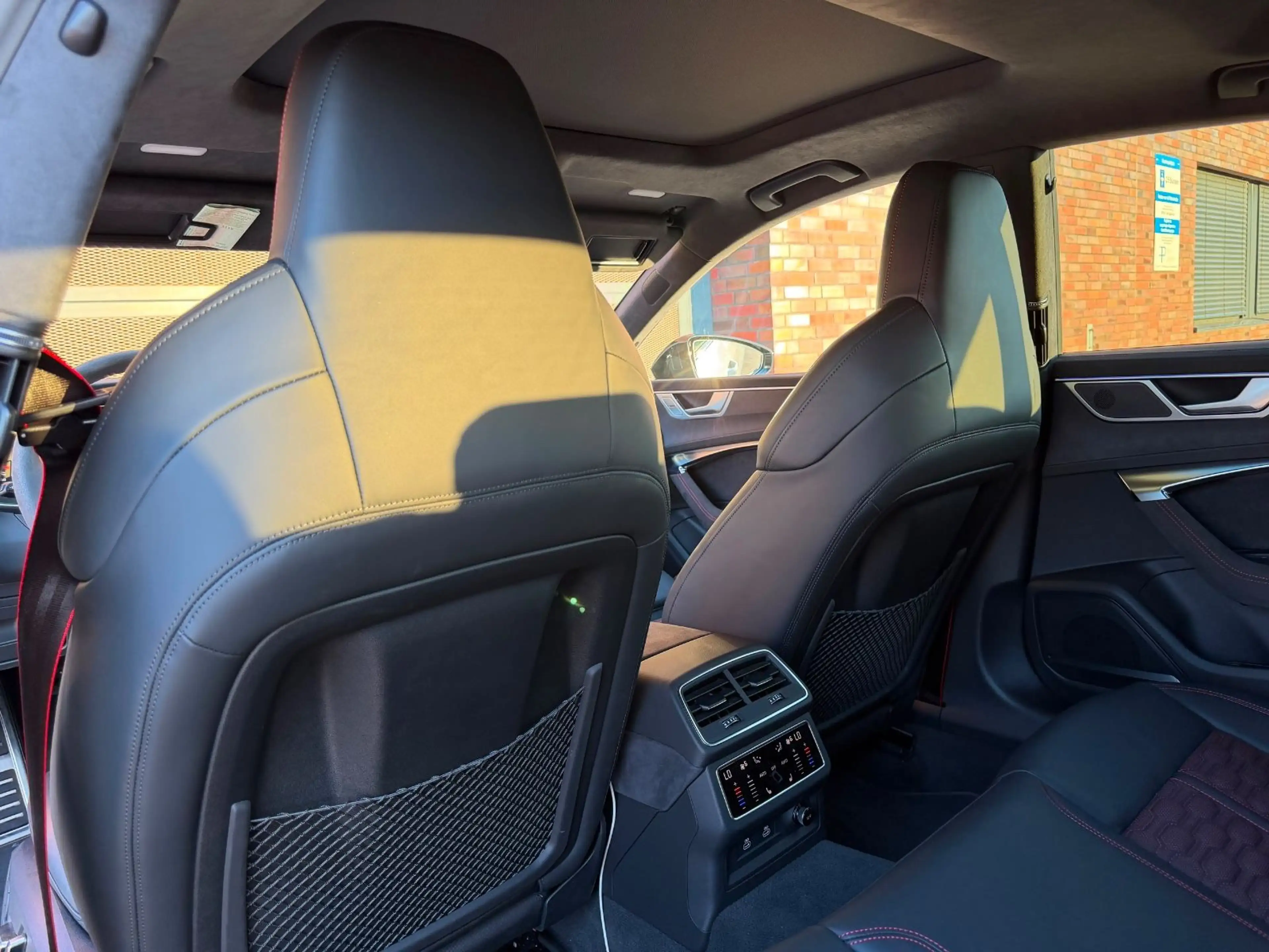 Audi RS7 performance Voll B&O/360/HUD/Nappa/exclusive — photo 13