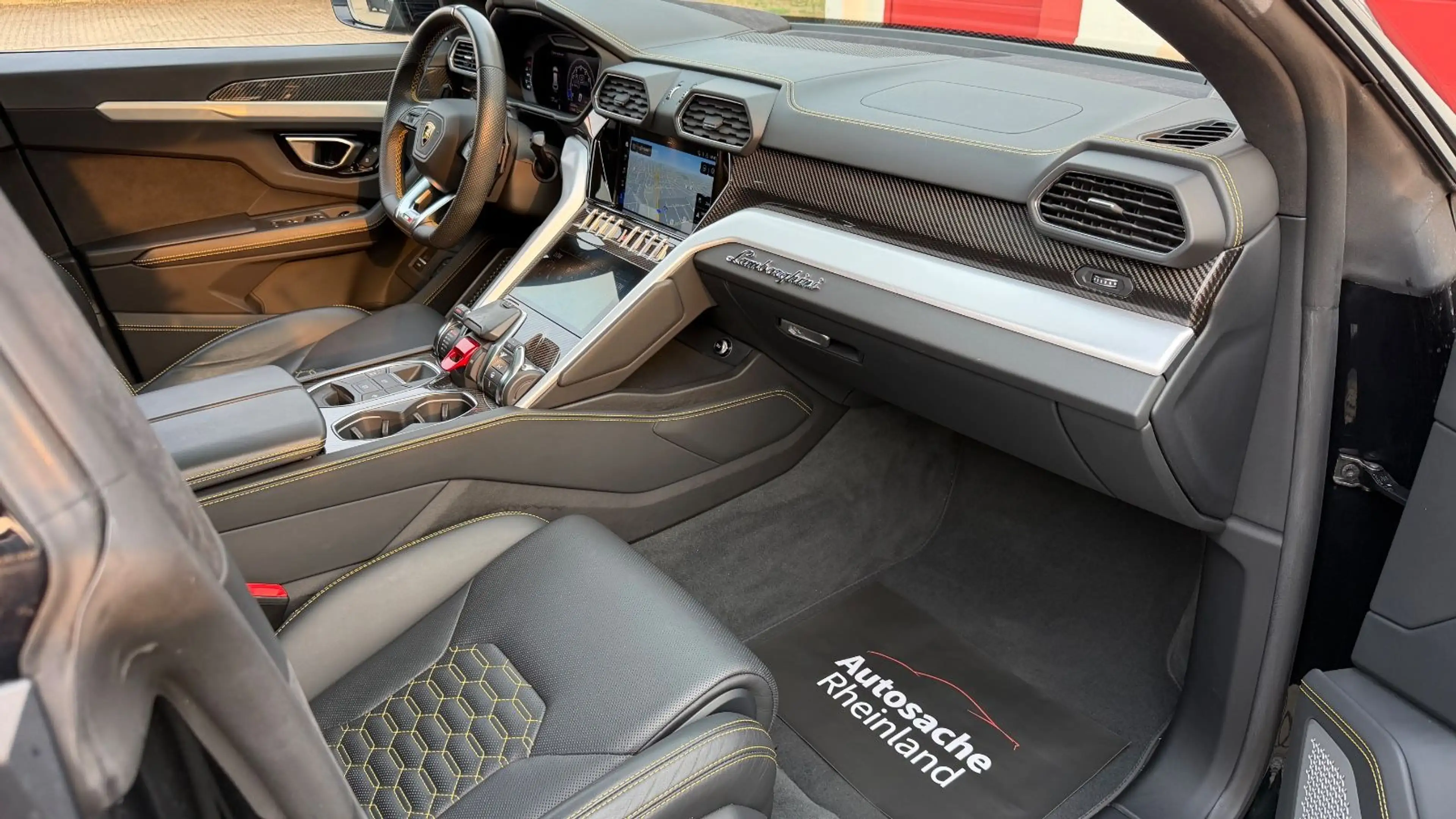 Lamborghini Urus 4.0 V8*2.Hd*Lamborghini Garantie*MwSt. ausw — photo 13