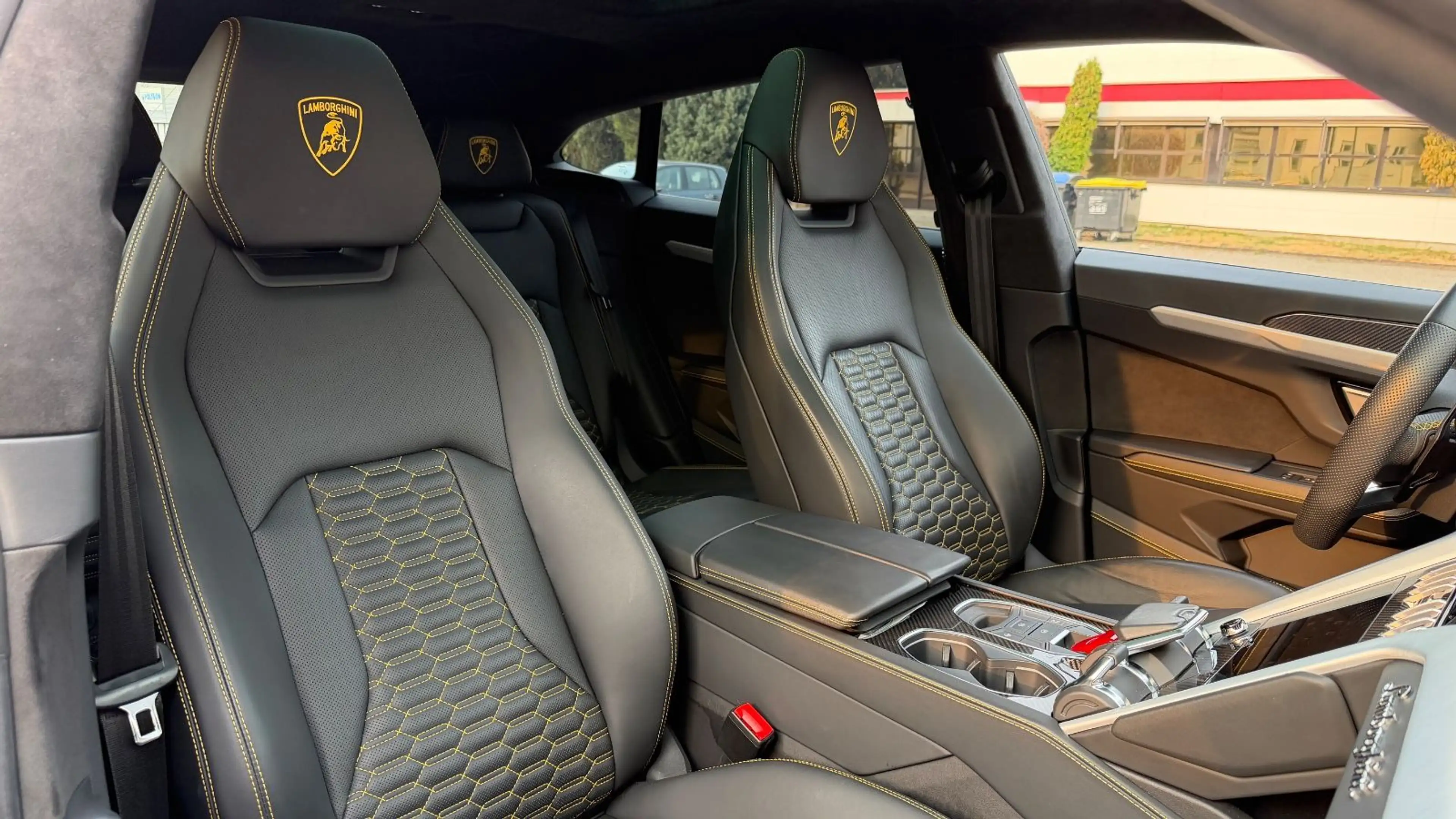 Lamborghini Urus 4.0 V8*2.Hd*Lamborghini Garantie*MwSt. ausw — photo 9