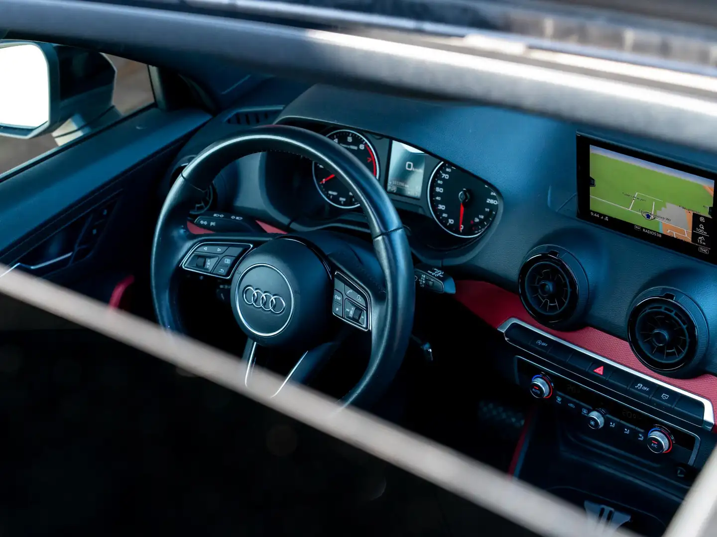 Audi Q2 30 TFSI Sport | Schuif/ Kantel Panoramadak | Navig Blanc - 2