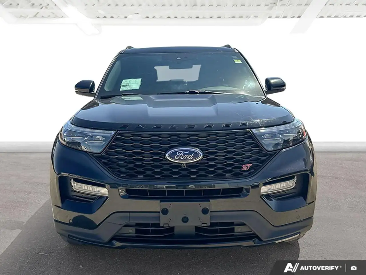 Ford Explorer снимка Ford Explorer