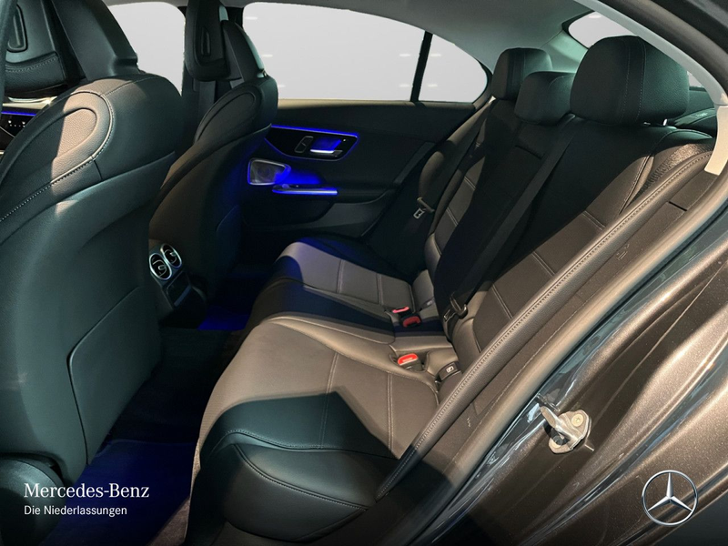 Mercedes-Benz C 400 e 4M AMG+NIGHT+PANO+360+BURMESTER+SITZKLIMA — photo 12