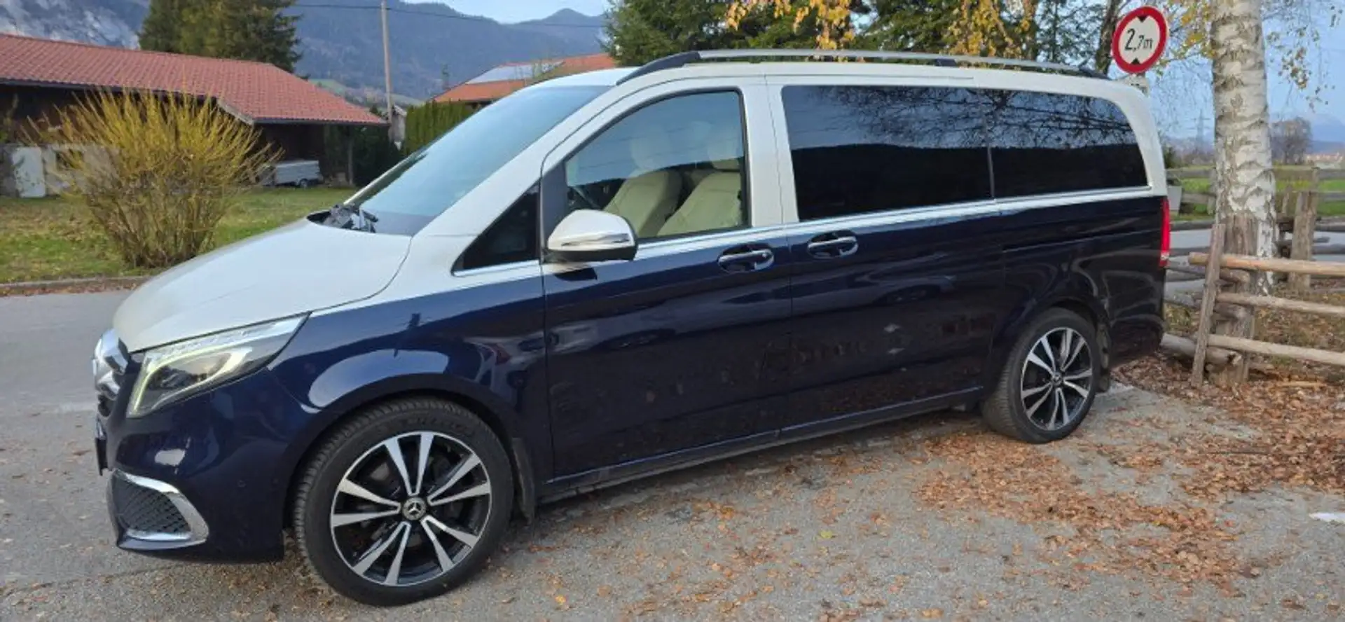 Mercedes-Benz V 300 V 300 d lang Exclusive Ed., Allrad, Standhz, Pano Blau - 1