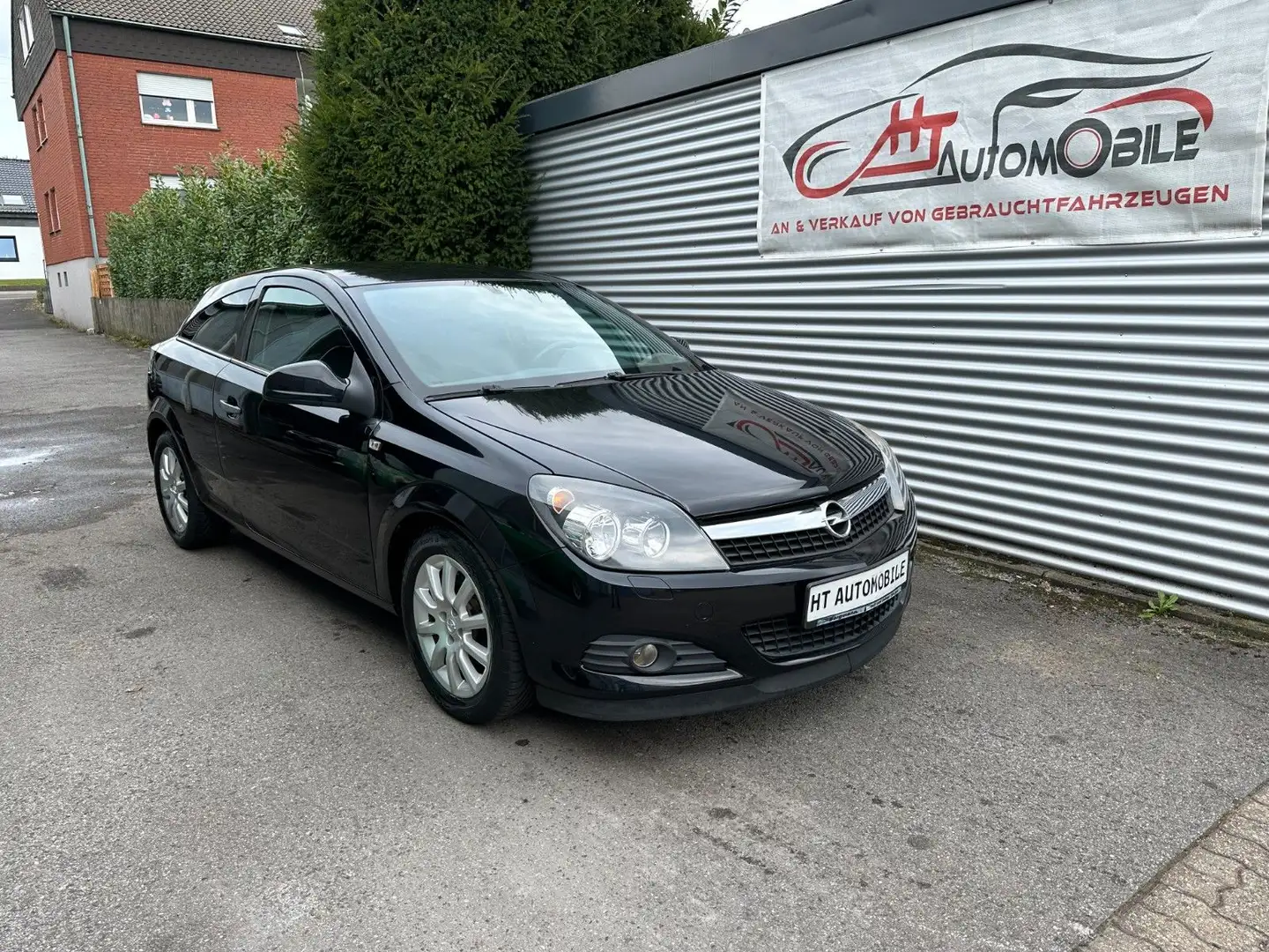 Opel Astra GTC 1.4 KLIMAANLAGE Zwart - 1