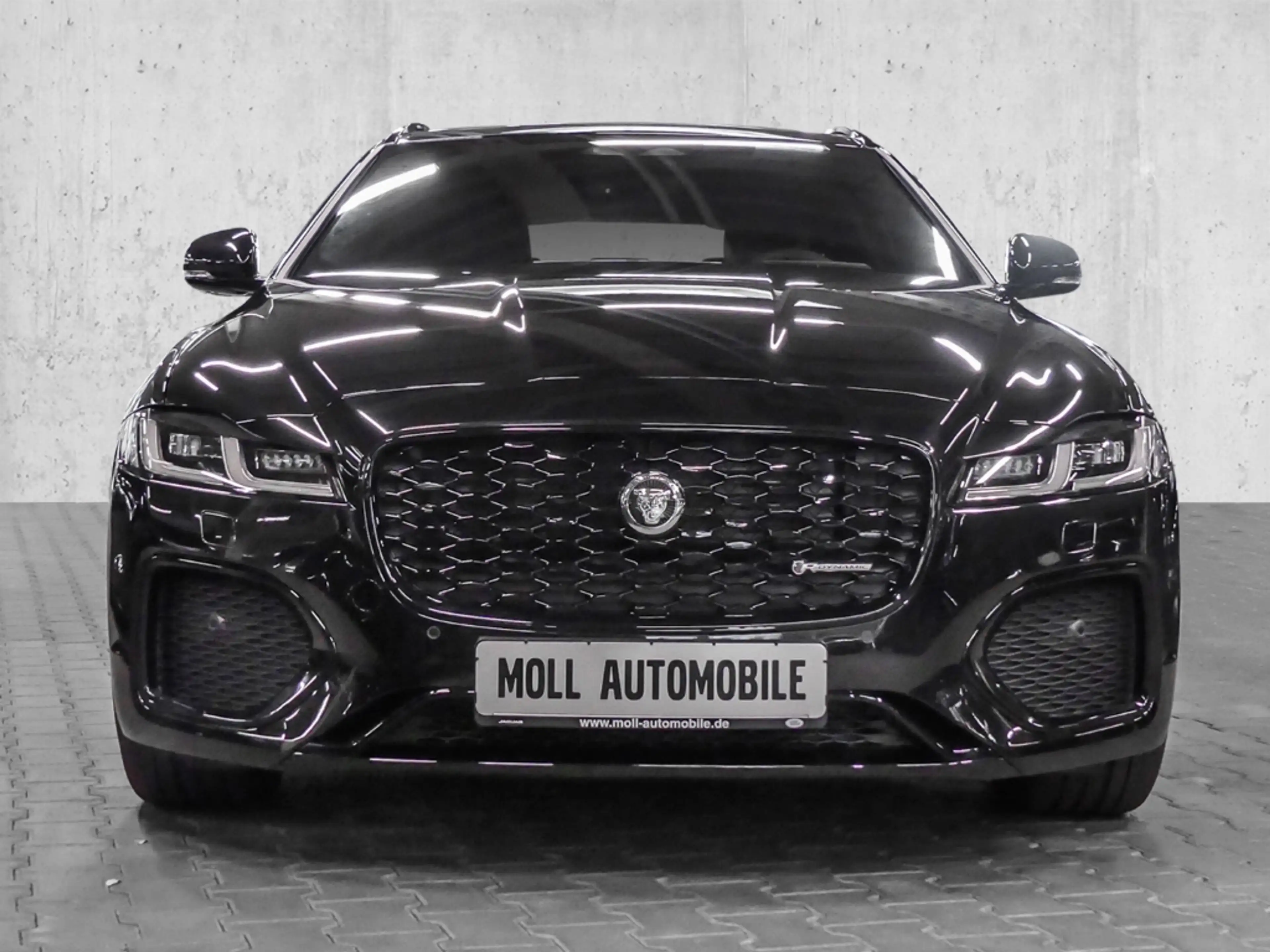 Jaguar XF Sportbrake R-Dynamic HSE AWD D200 Mild-Hybrid EU6d — photo 8