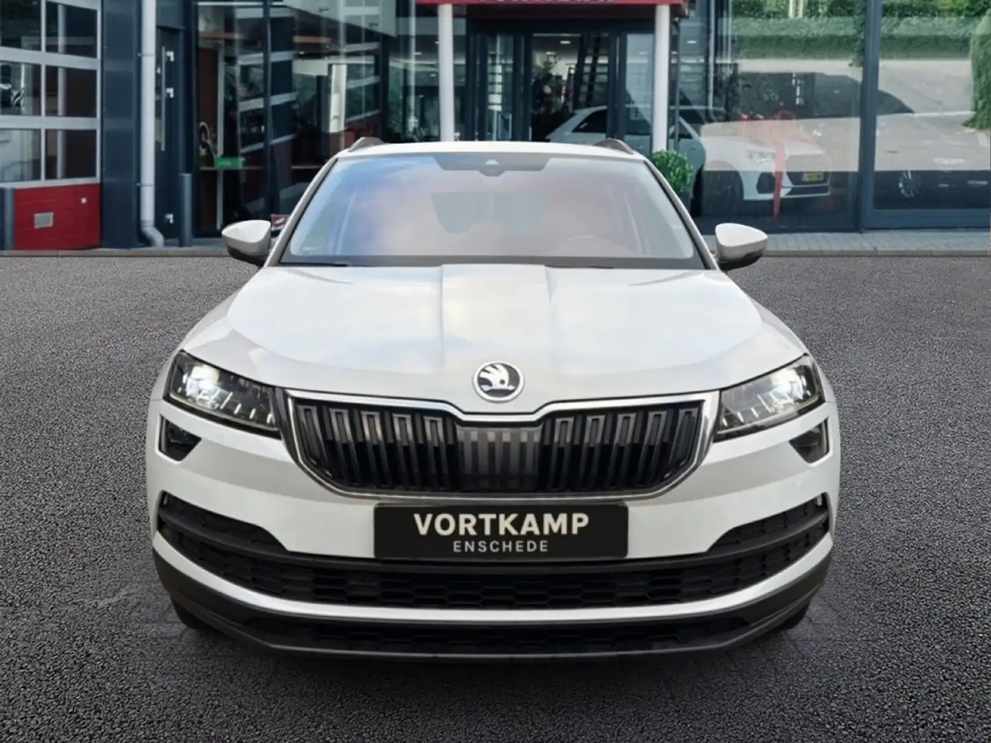 Skoda Karoq 1.5 TSI DSG AMBITION TREKHAAK/CAMERA/NAVI/CARPLAY/ Wit - 2