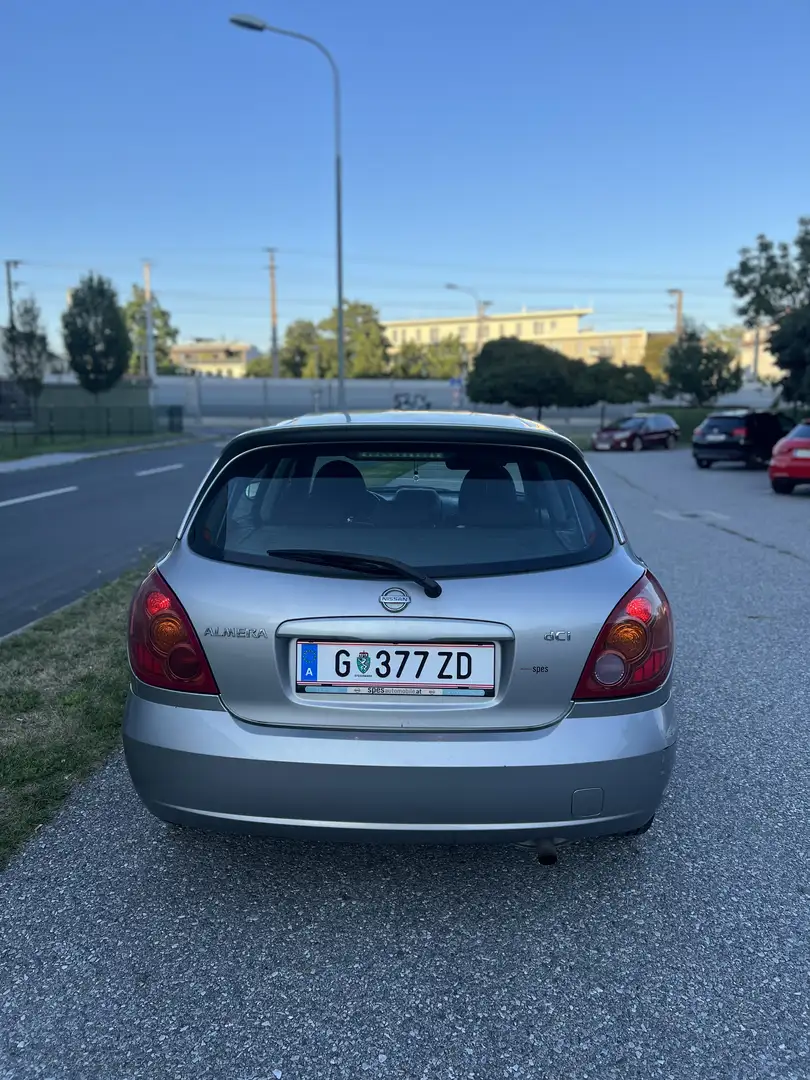 Nissan Almera 1.5 dCi acenta - 2