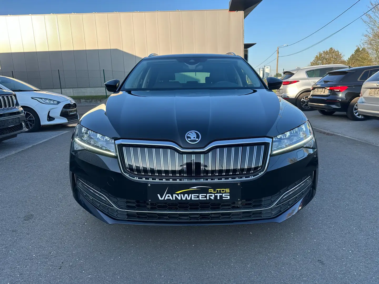 Skoda Superb SW 1.4 TSI PHEV Style DSG (160 kW) CARPLAY/LEDER Zwart - 2