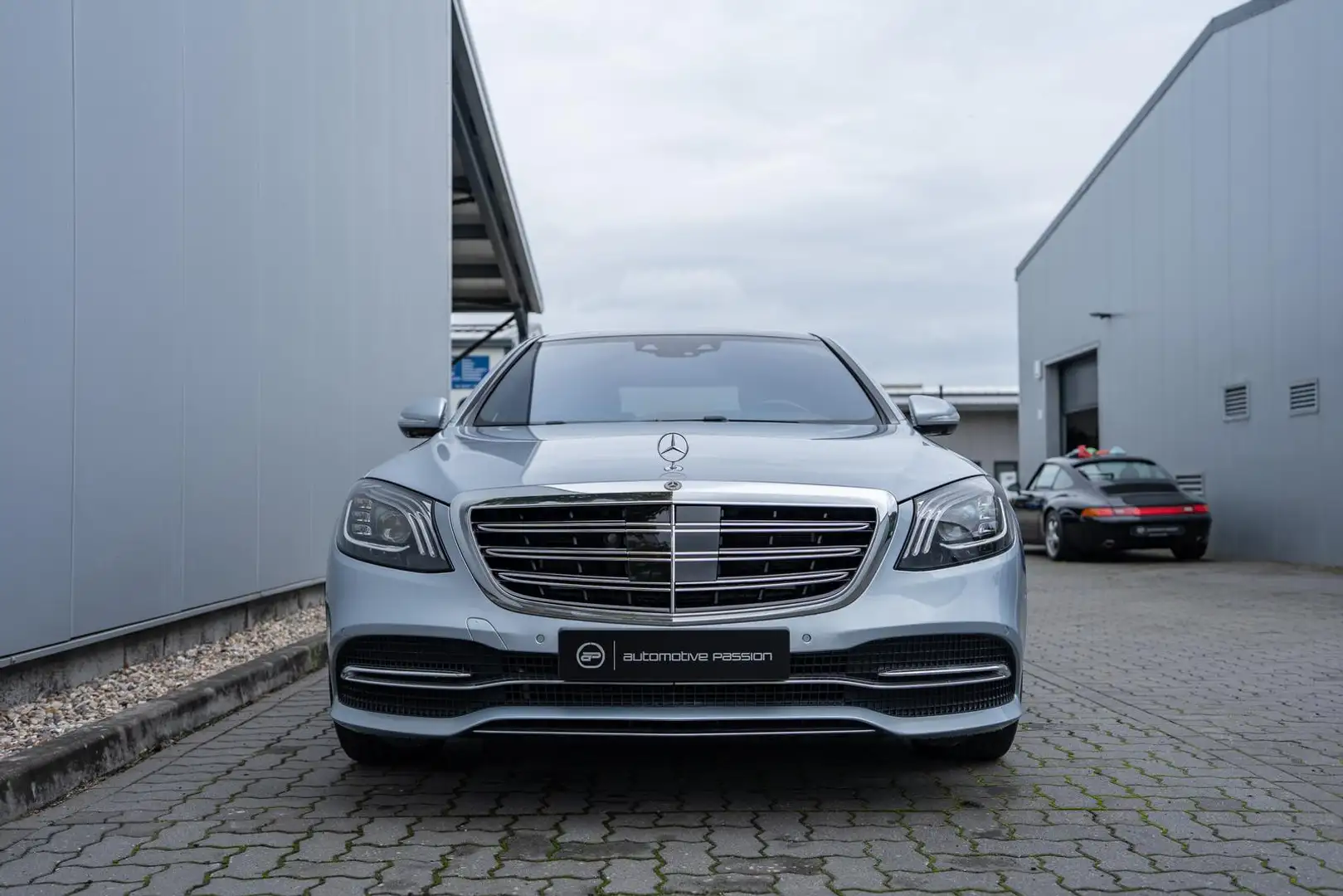 Mercedes-Benz S 560 4MATIC *designo*BURMESTER*360*Fond Entert* Silber - 2