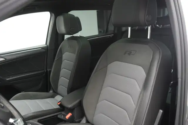 Volkswagen Tiguan Allspace view 10