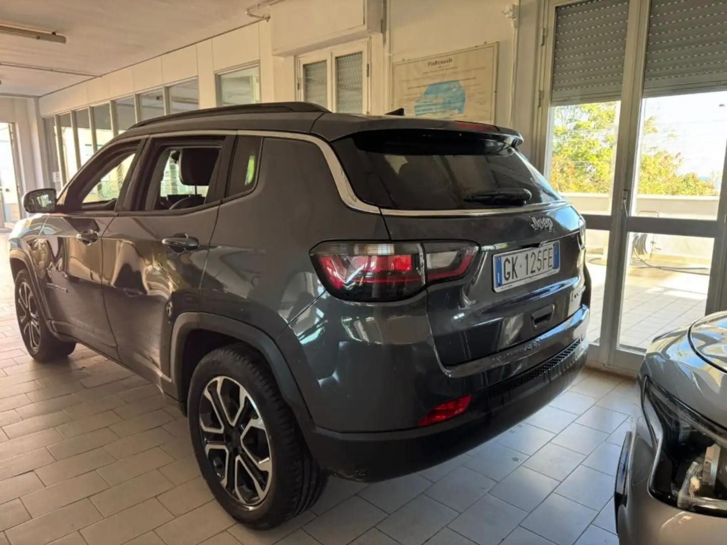 Jeep Compass PROMO FINANZIAMENTO 1.6 MJT II 2WD Limited Grigio - 2