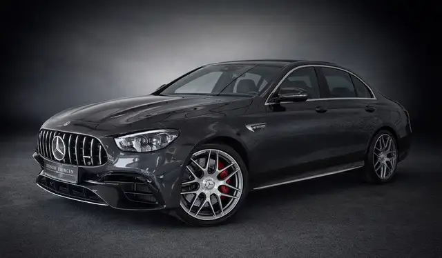 Mercedes-Benz E 63 AMG S PERFORMANCE*SPORTAGA*DRIVER'S P.*LUFT