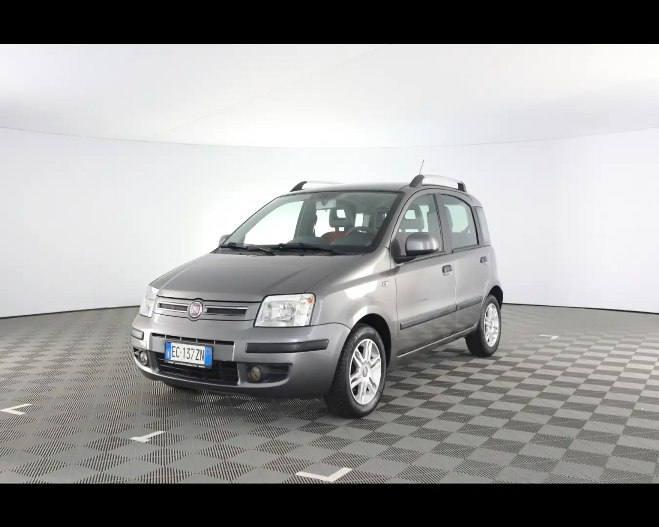 Fiat Panda 1.2  Emotion Šedá - 2