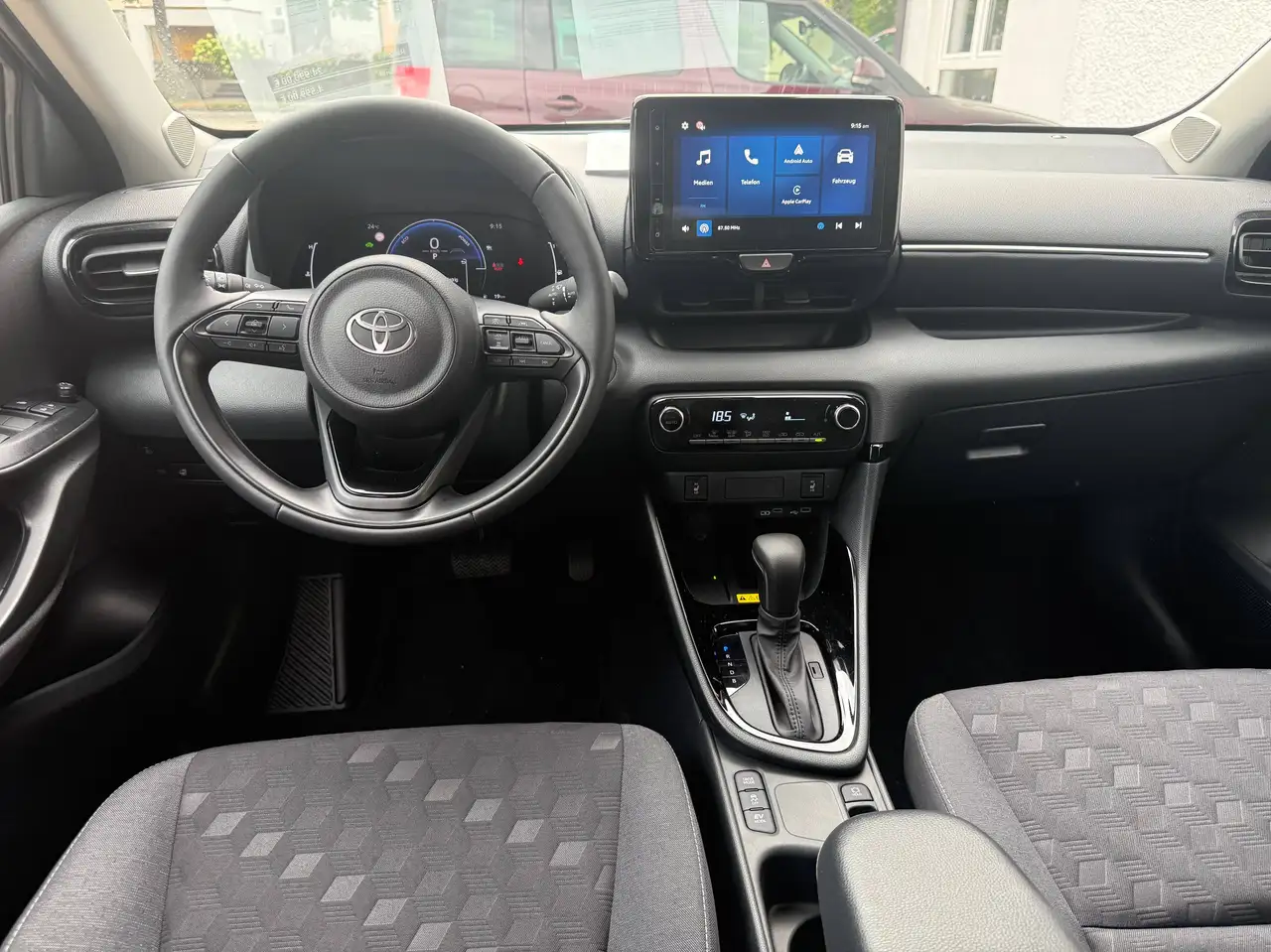 Toyota Yaris 2026 — фото 10