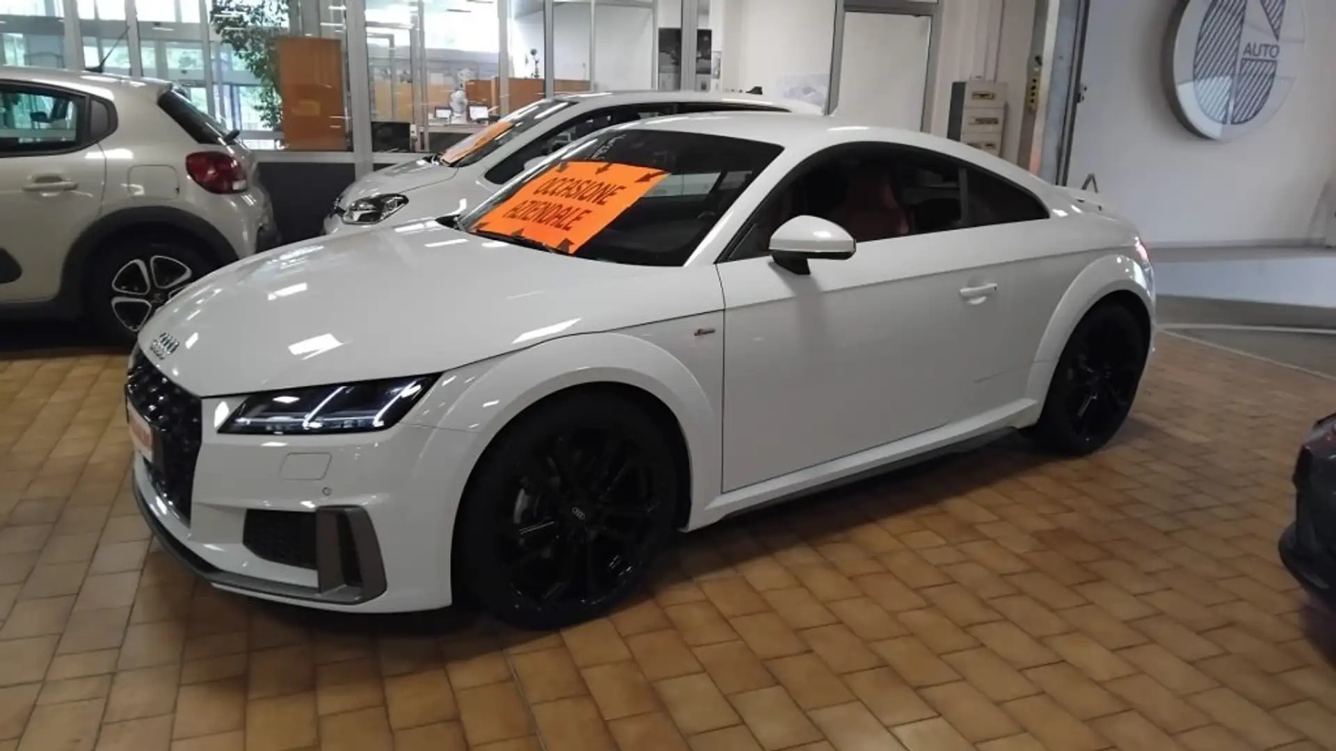 Audi TT Coupé 40 TFSI S tronic Gris - 1