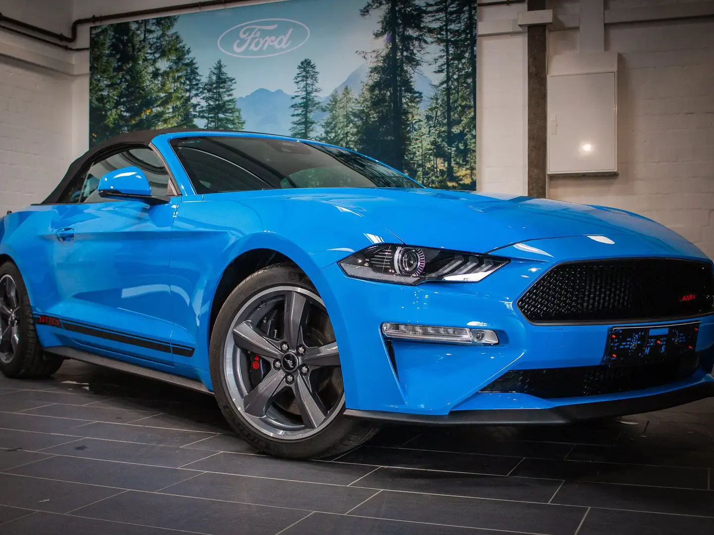 Ford Mustang GT California Special Convertible 5,0 Automatik Blau - 1