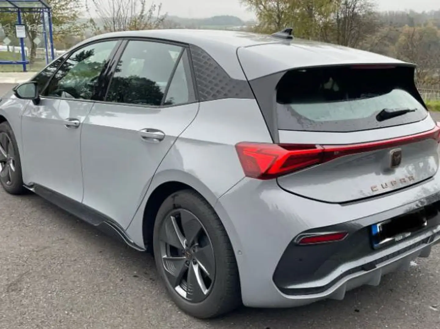CUPRA Born Born 150kW/58kWh Grau - 2